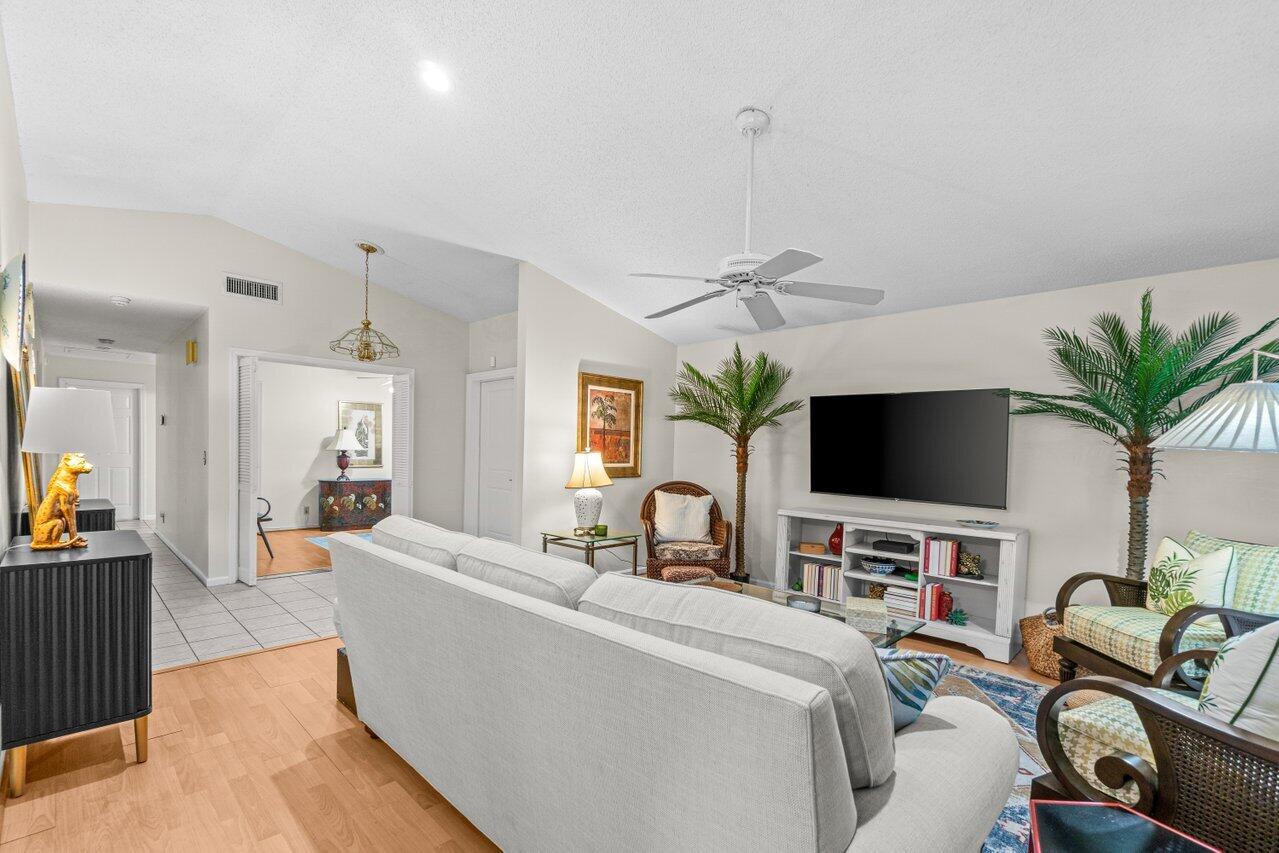 MLS #RX-11142333 image #8