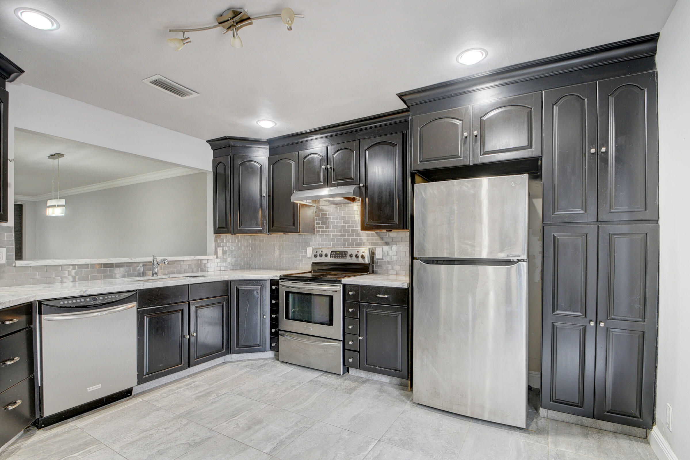 MLS #RX-11142352 image #8