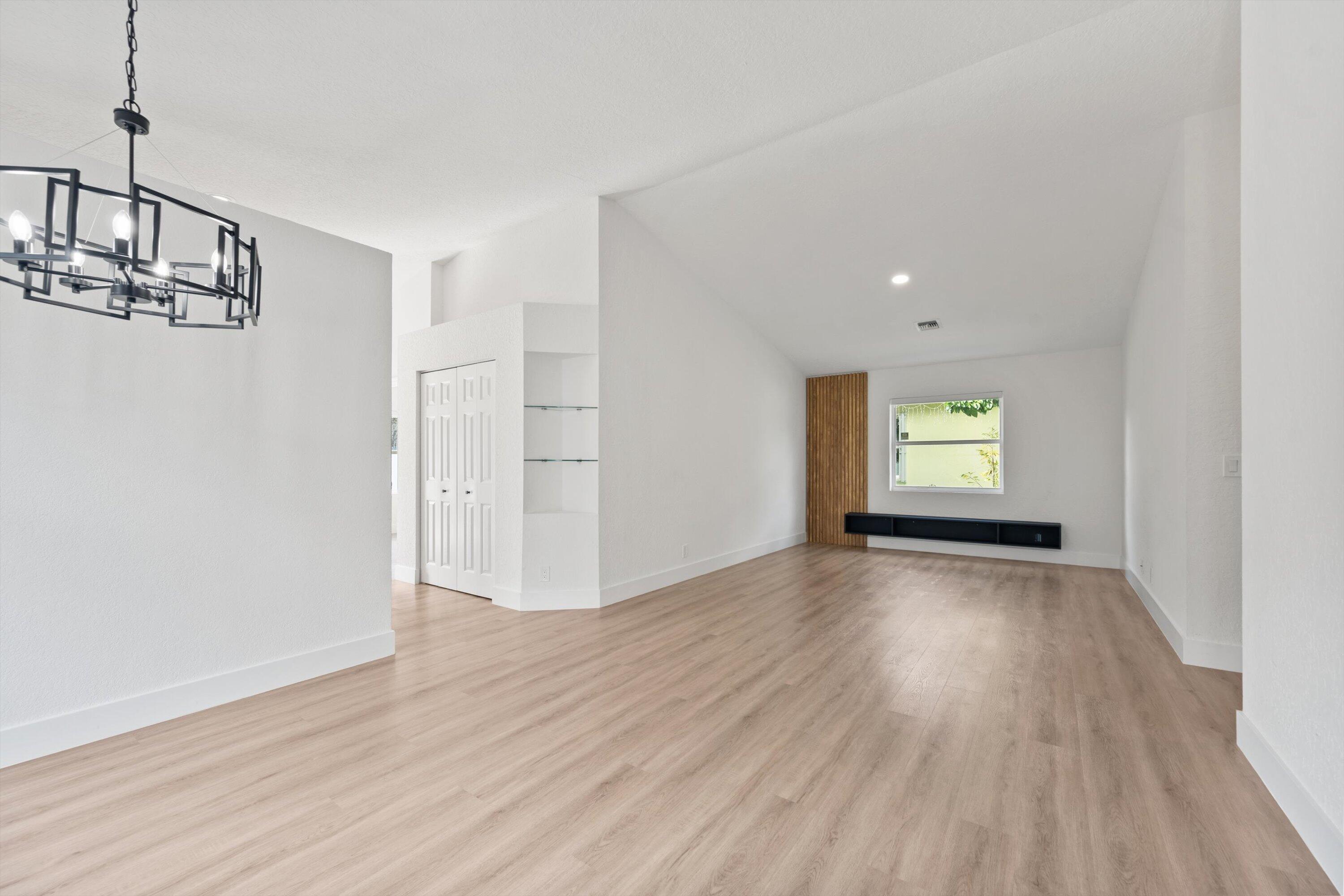 MLS #RX-11142357 image #4