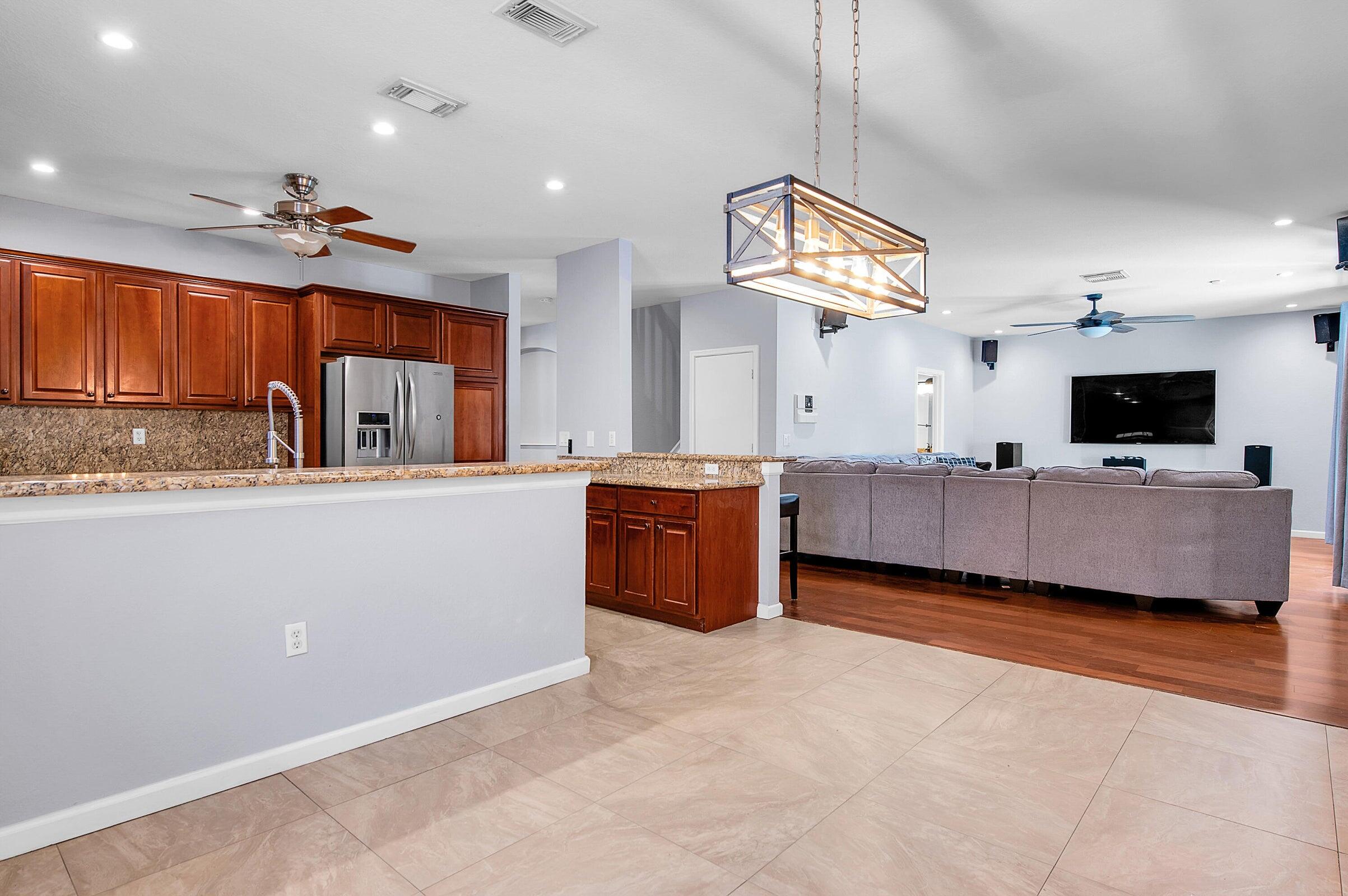 MLS #RX-11142365 image #3