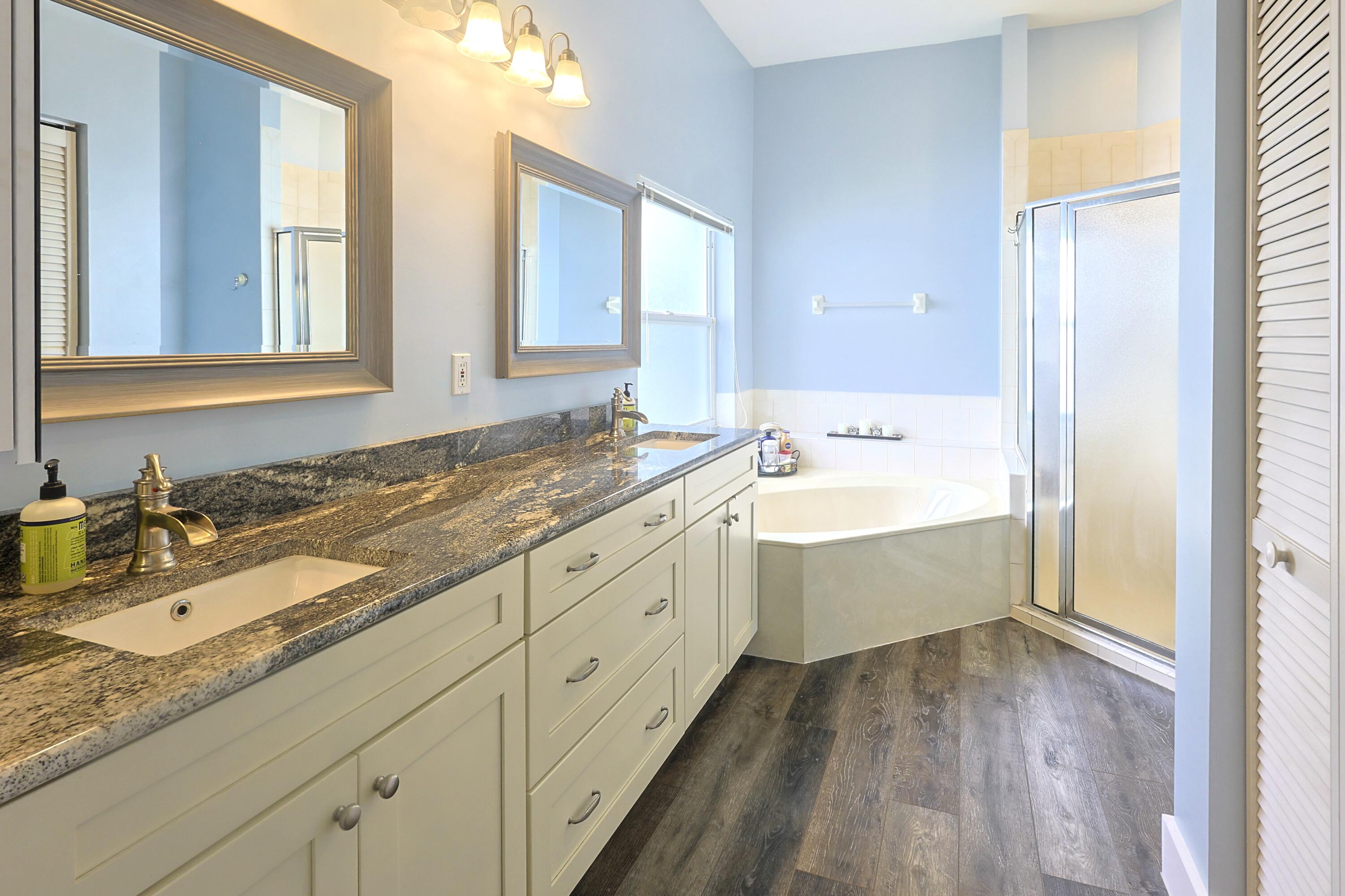 MLS #RX-11142373 image #12