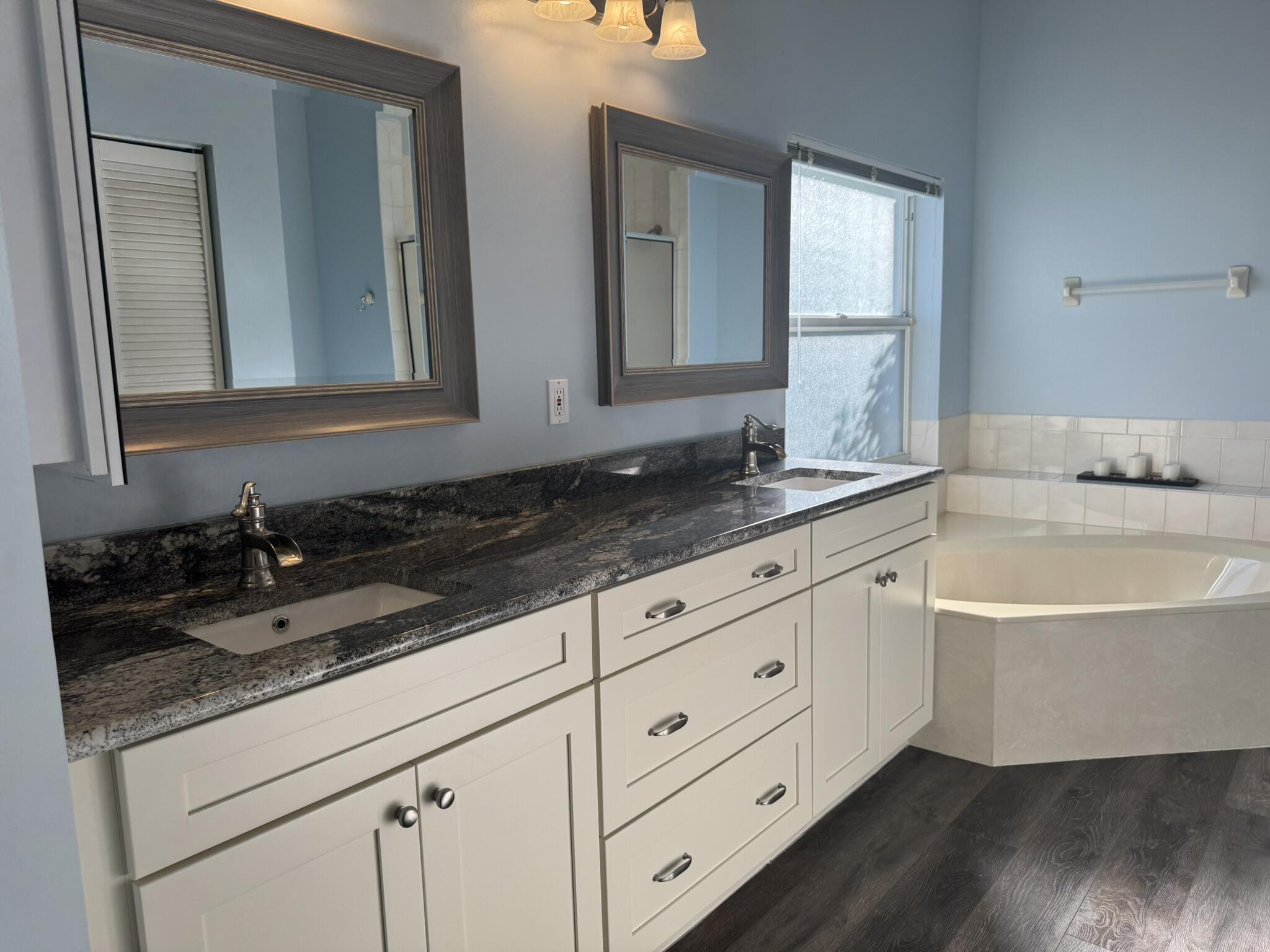 MLS #RX-11142373 image #13