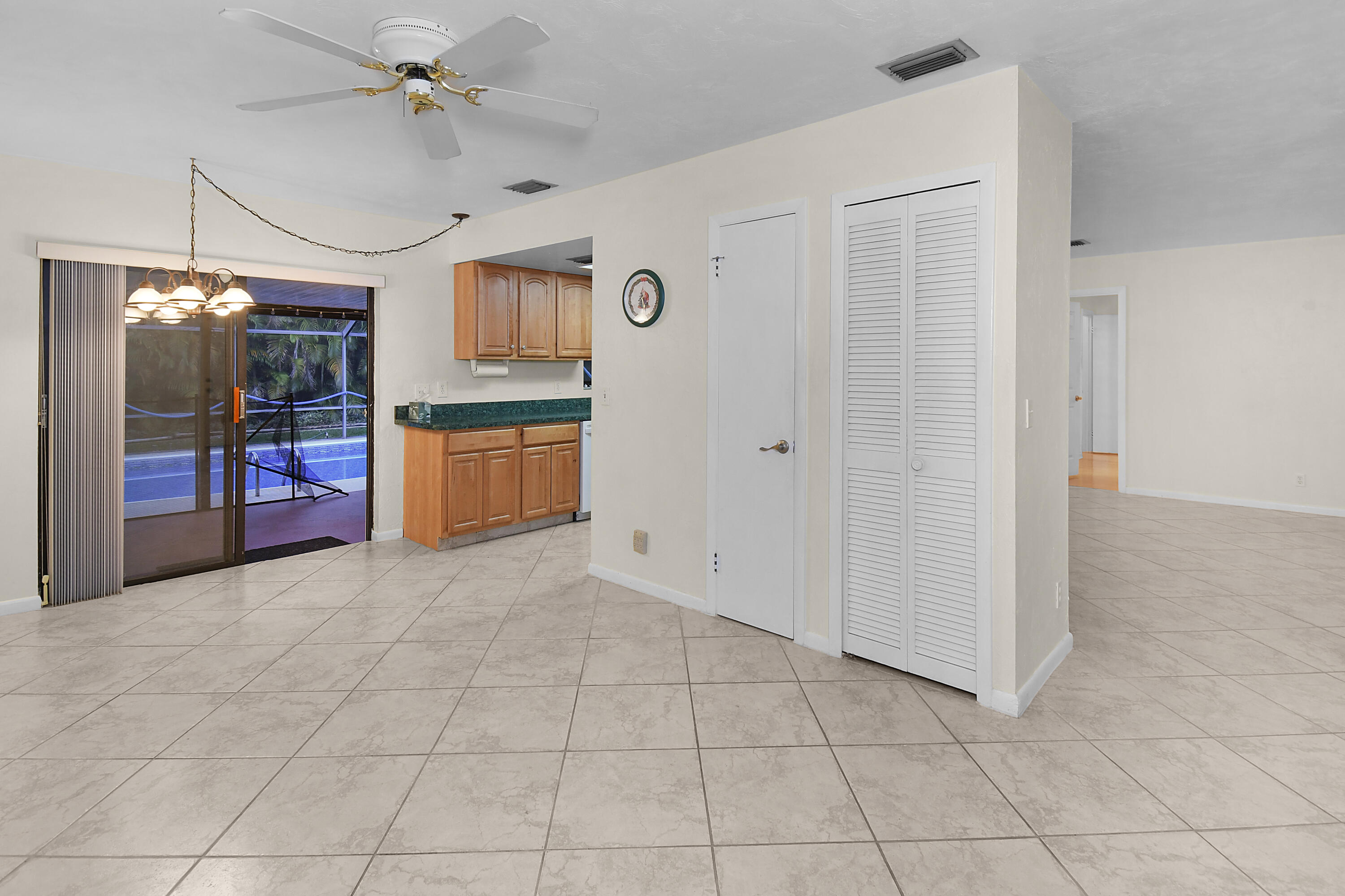 MLS #RX-11142538 image #16