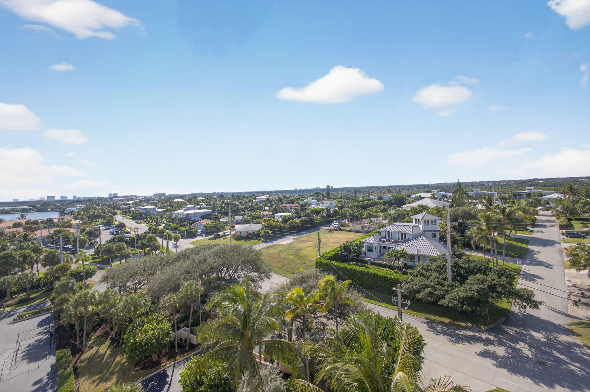 MLS #RX-10960965 image #30