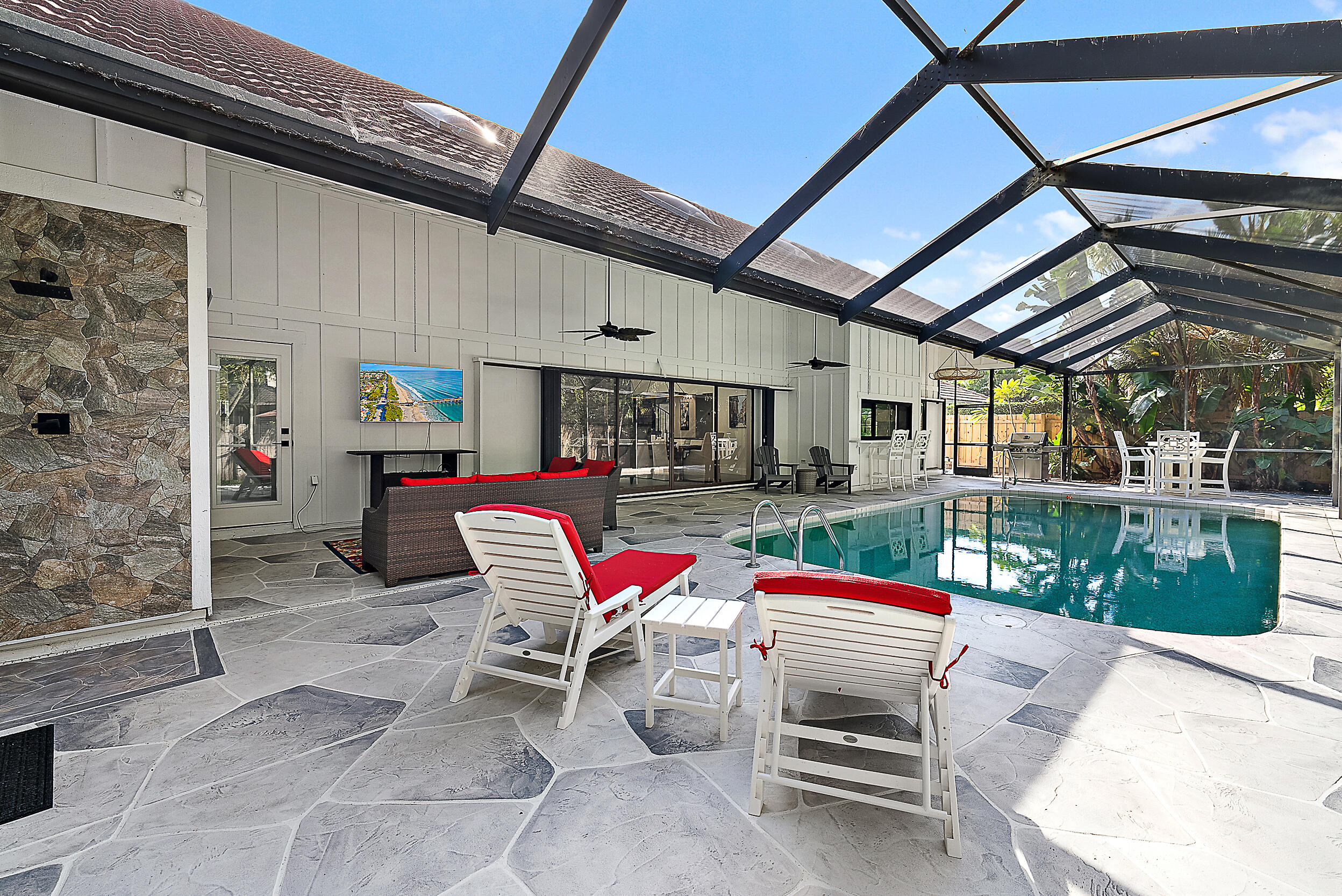 MLS #RX-11142695 image #2