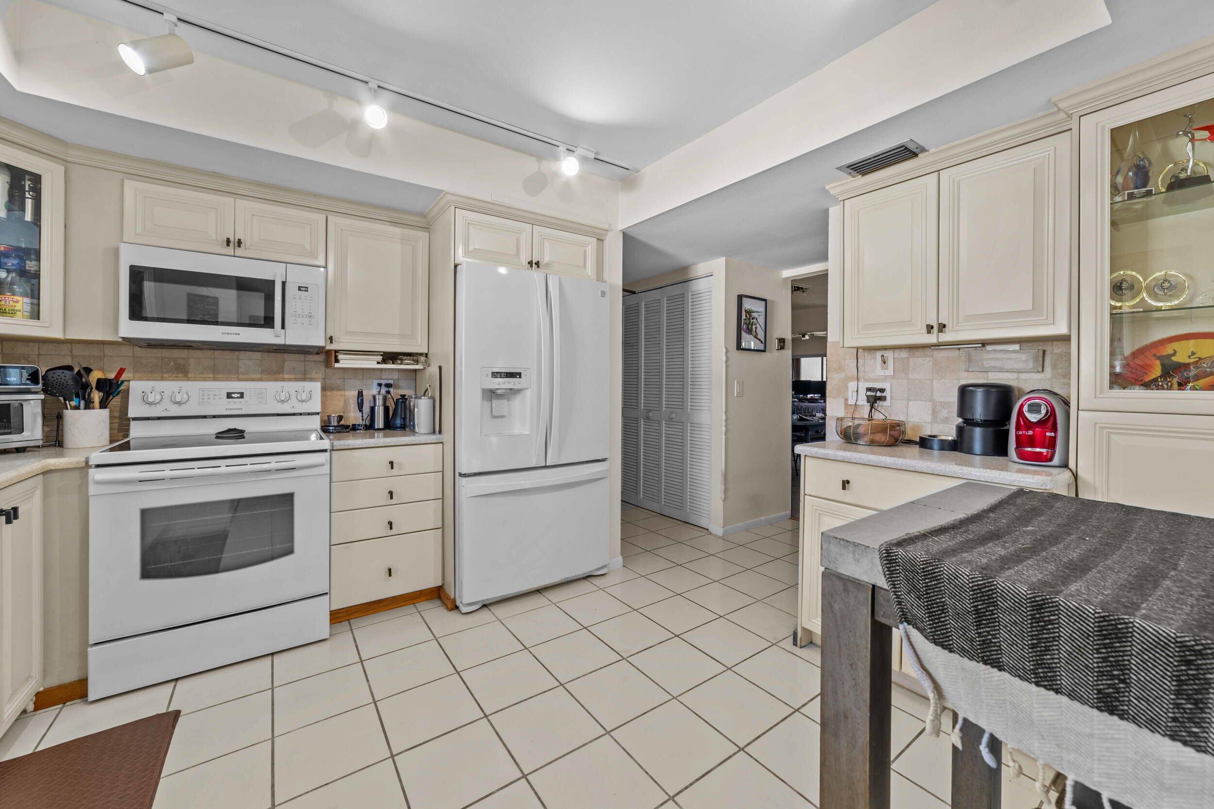 MLS #RX-11142905 image #17