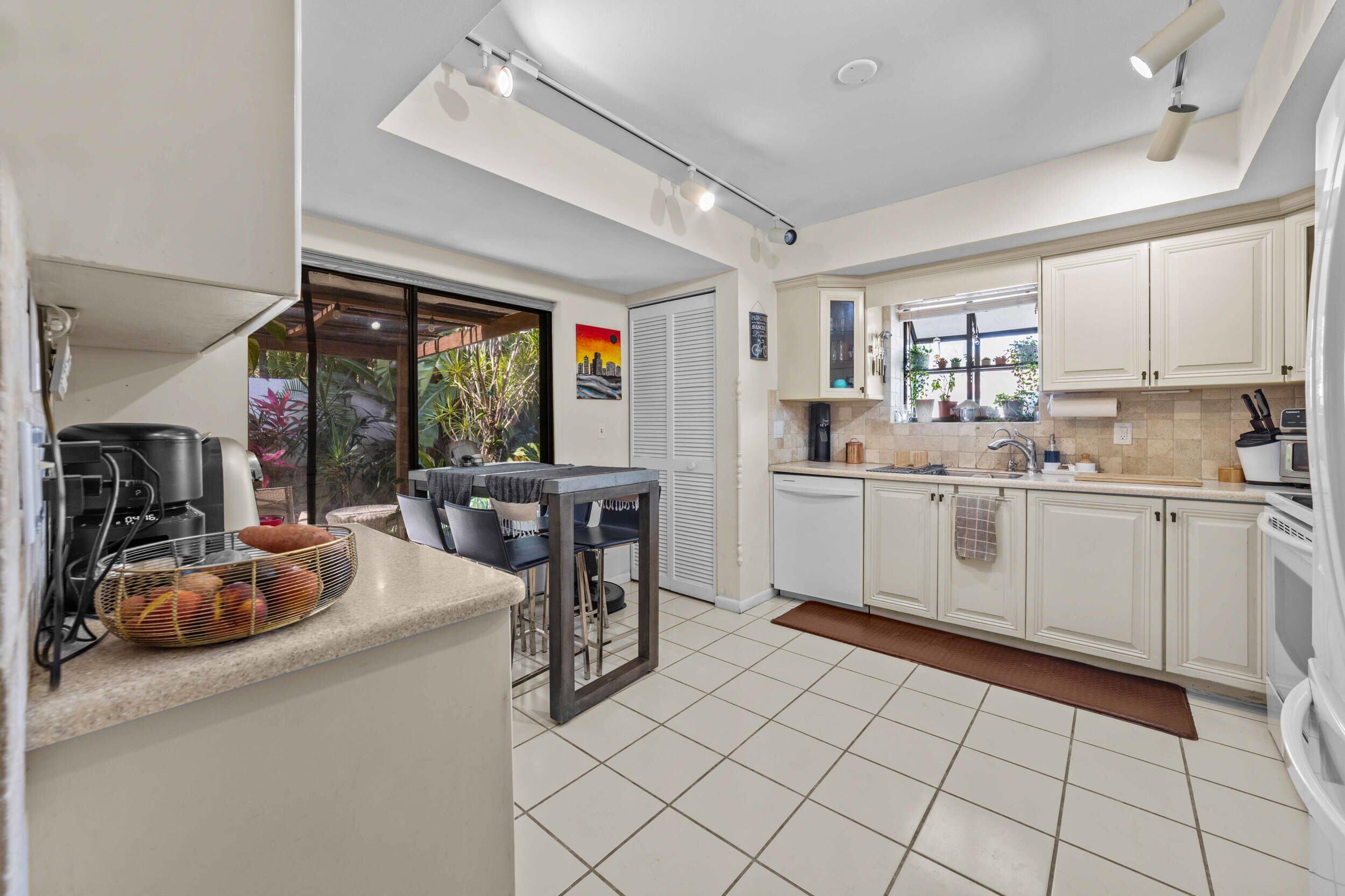 MLS #RX-11142905 image #18