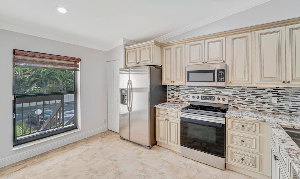 MLS #RX-11143036 image #5