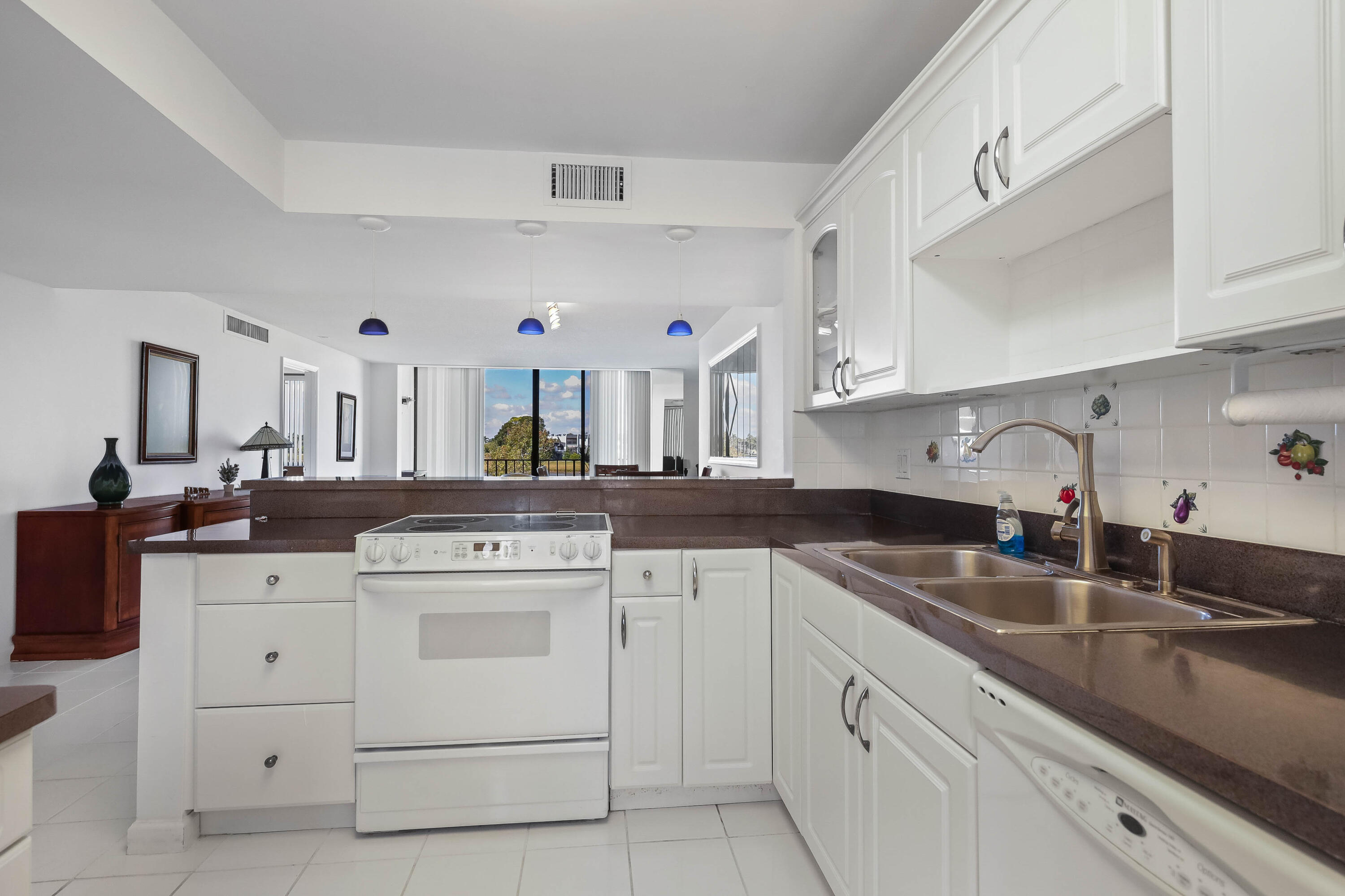 MLS #RX-11143040 image #5