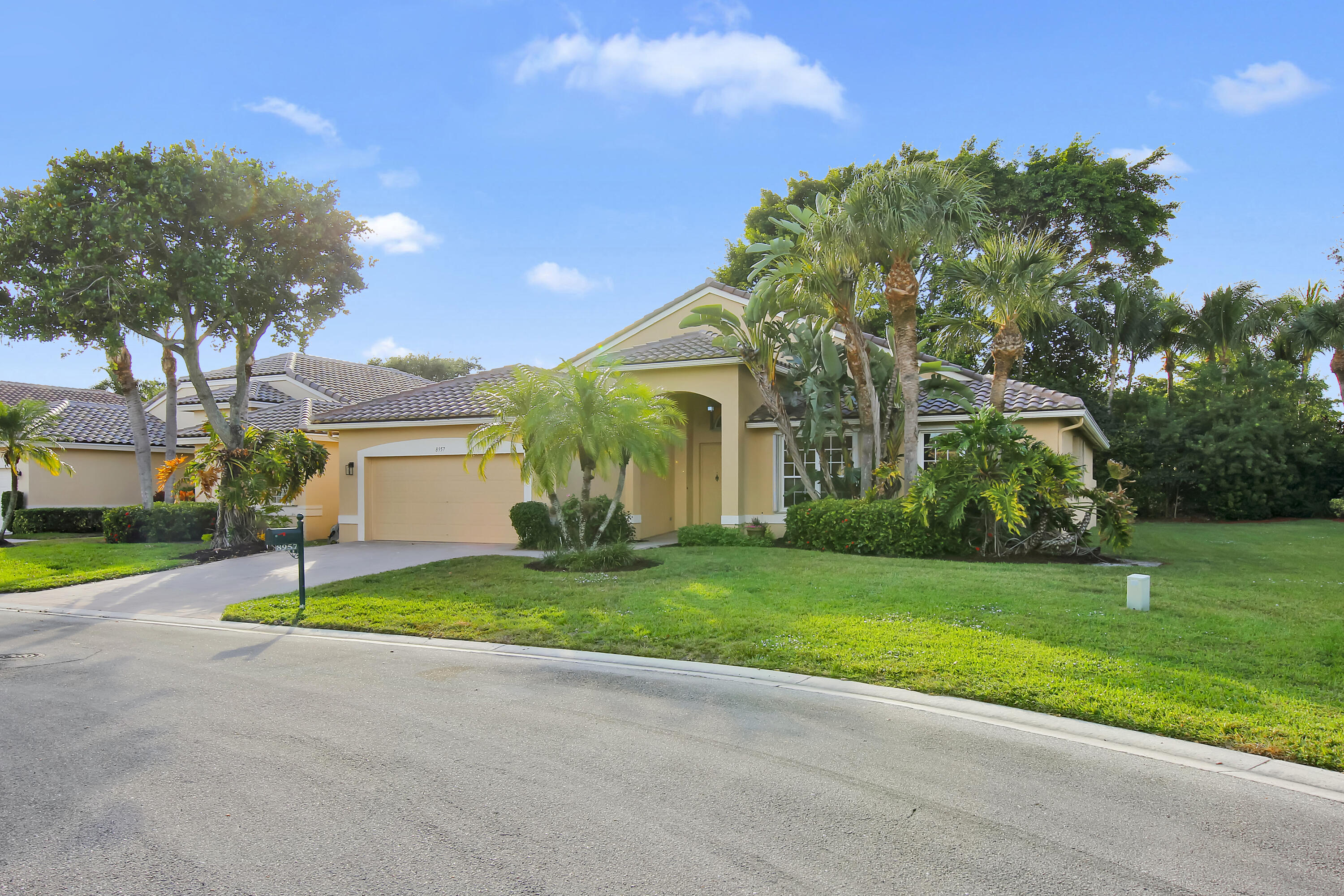 MLS #RX-11143045 image #1