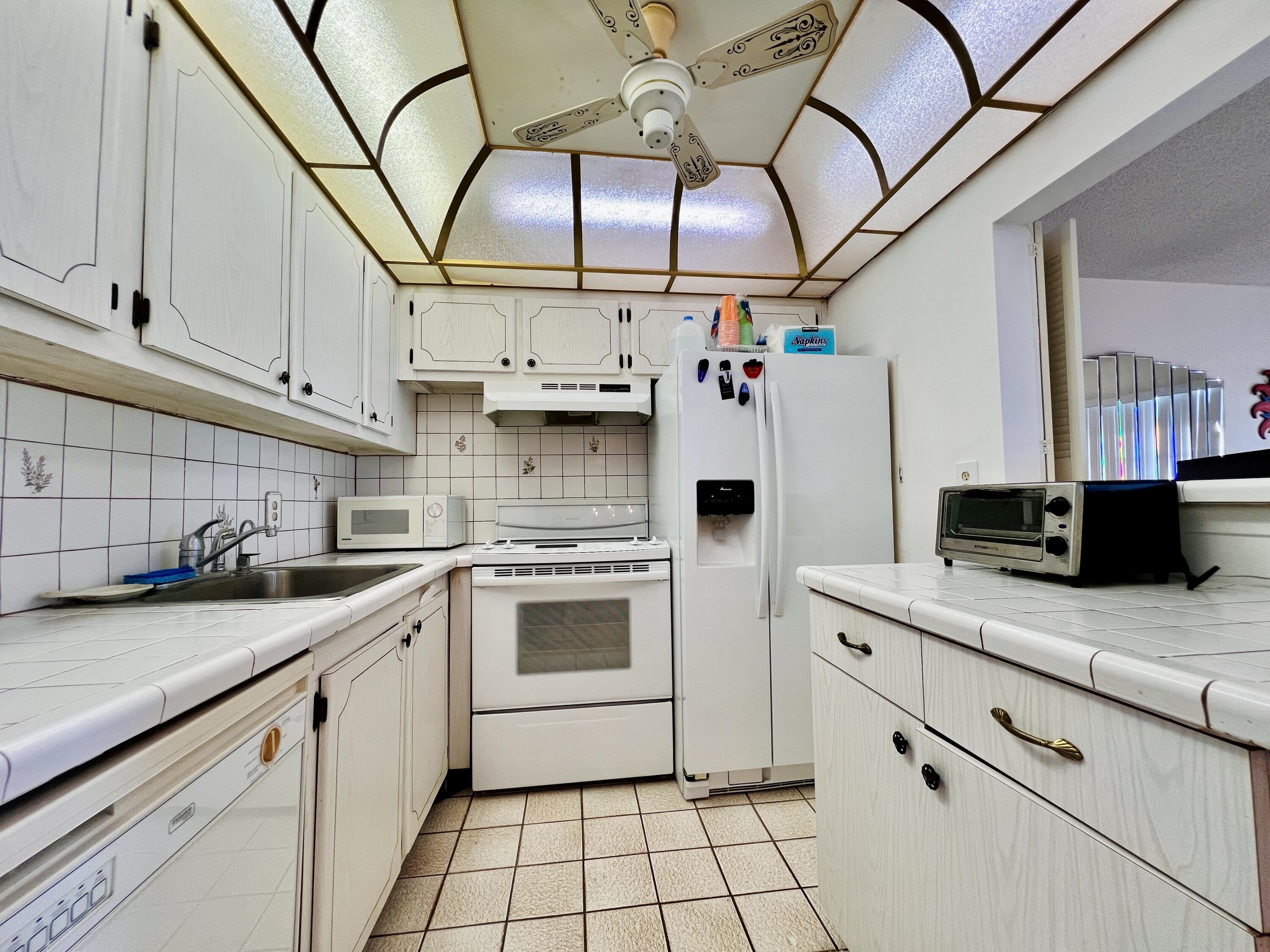 MLS #RX-11143069 image #1