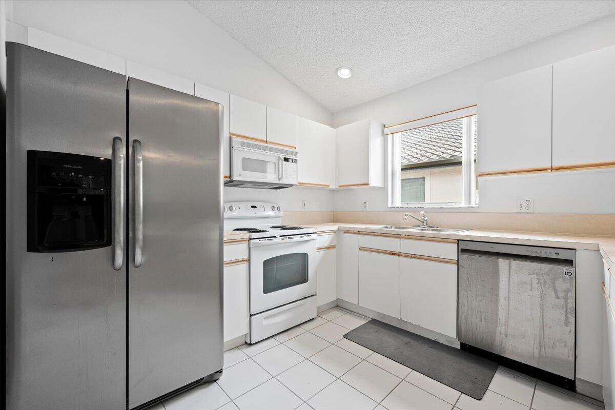 MLS #RX-11143156 image #3