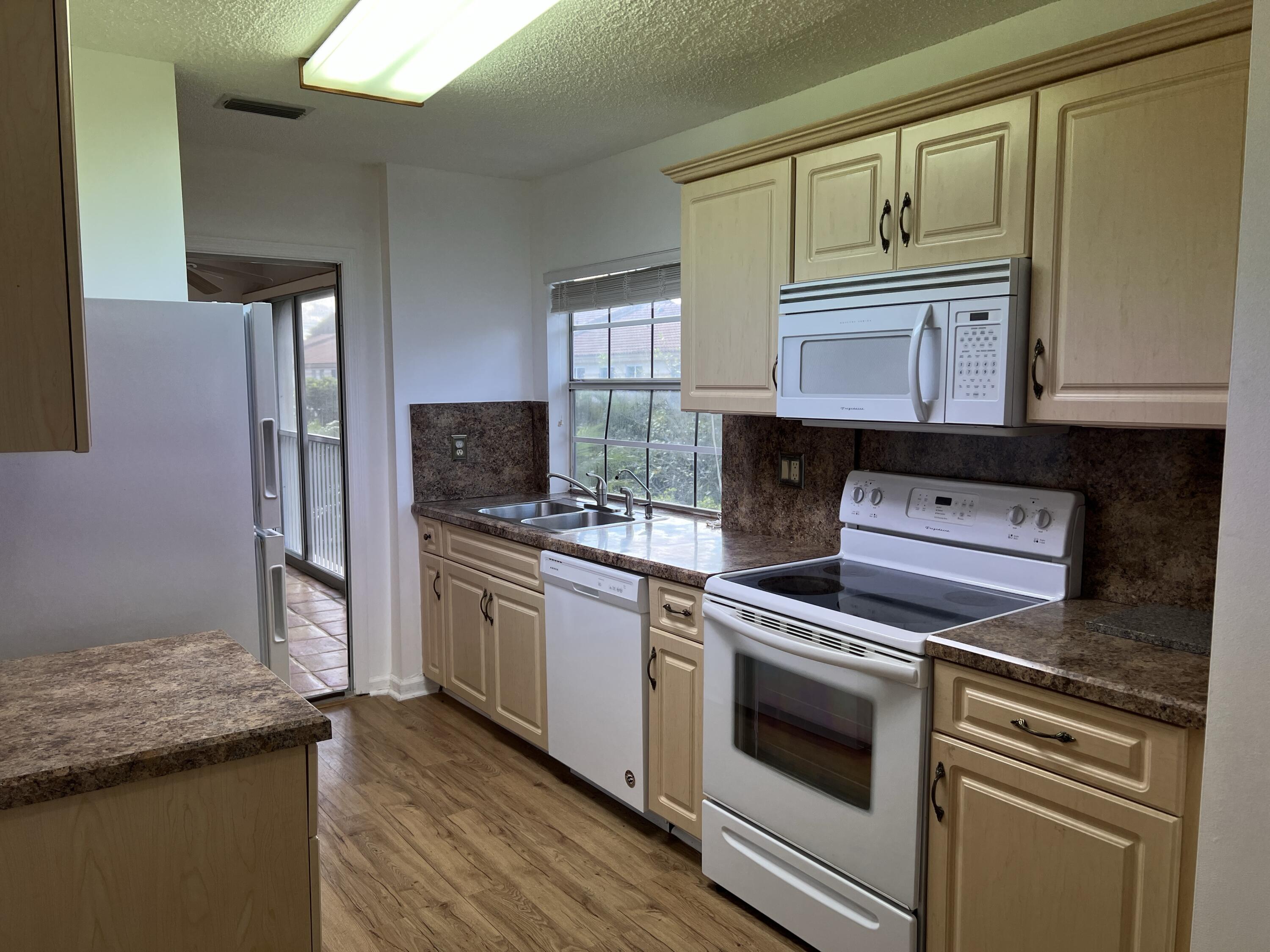 MLS #RX-11143188 image #1