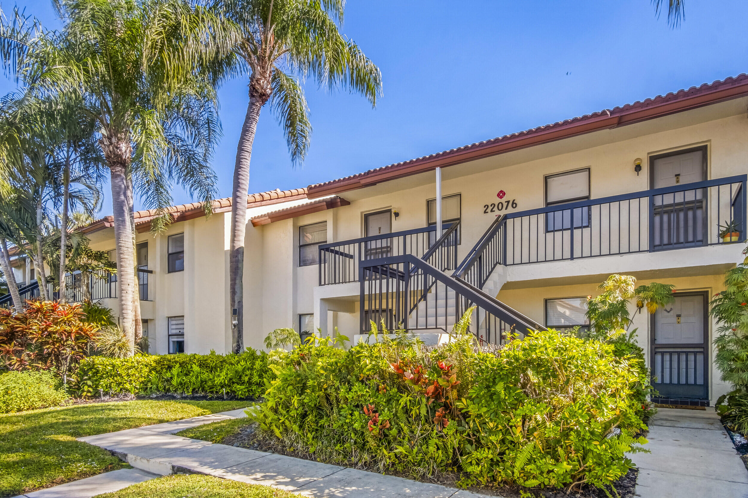 MLS #RX-11107615 image #1