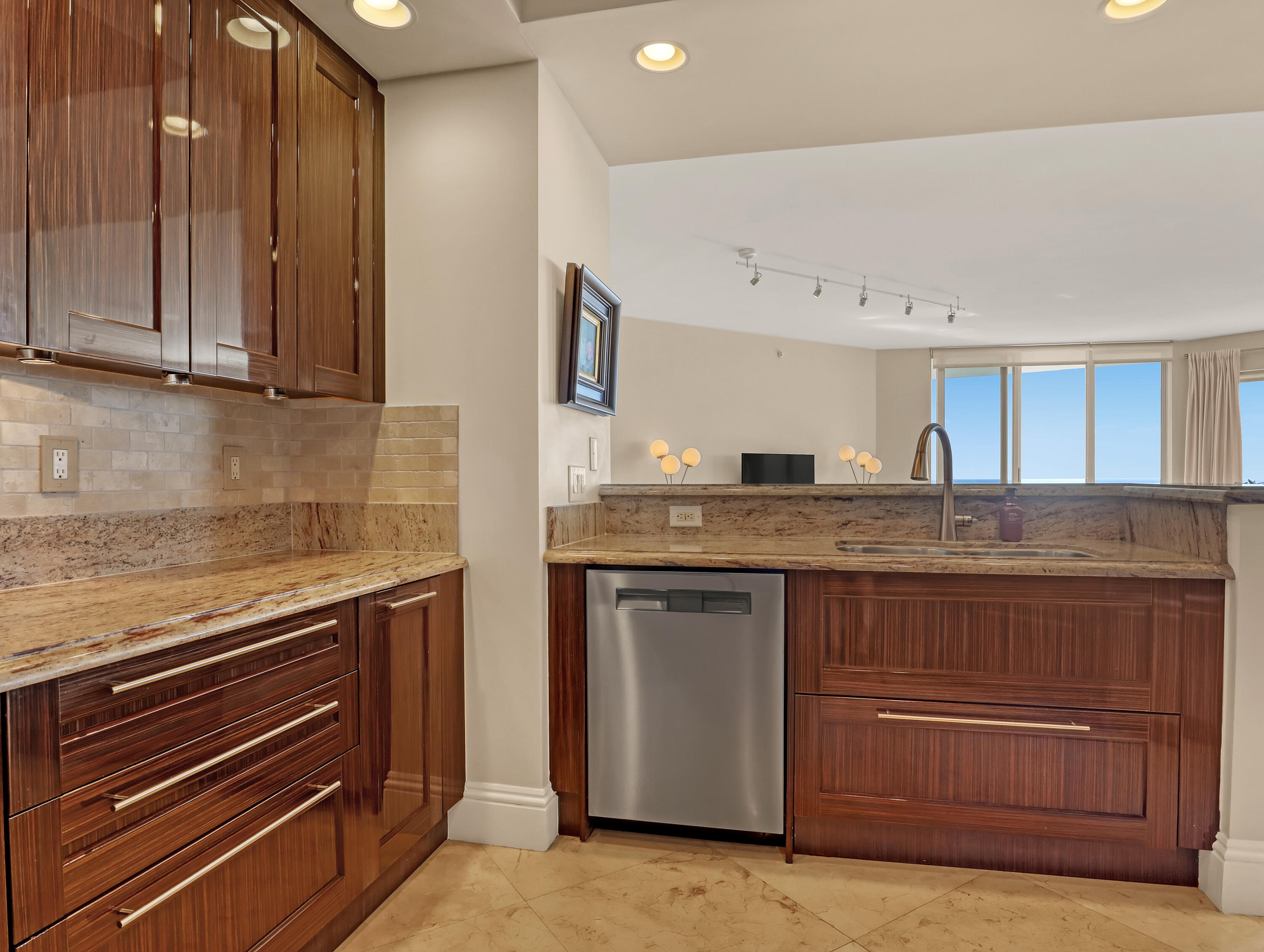 MLS #RX-11143339 image #15