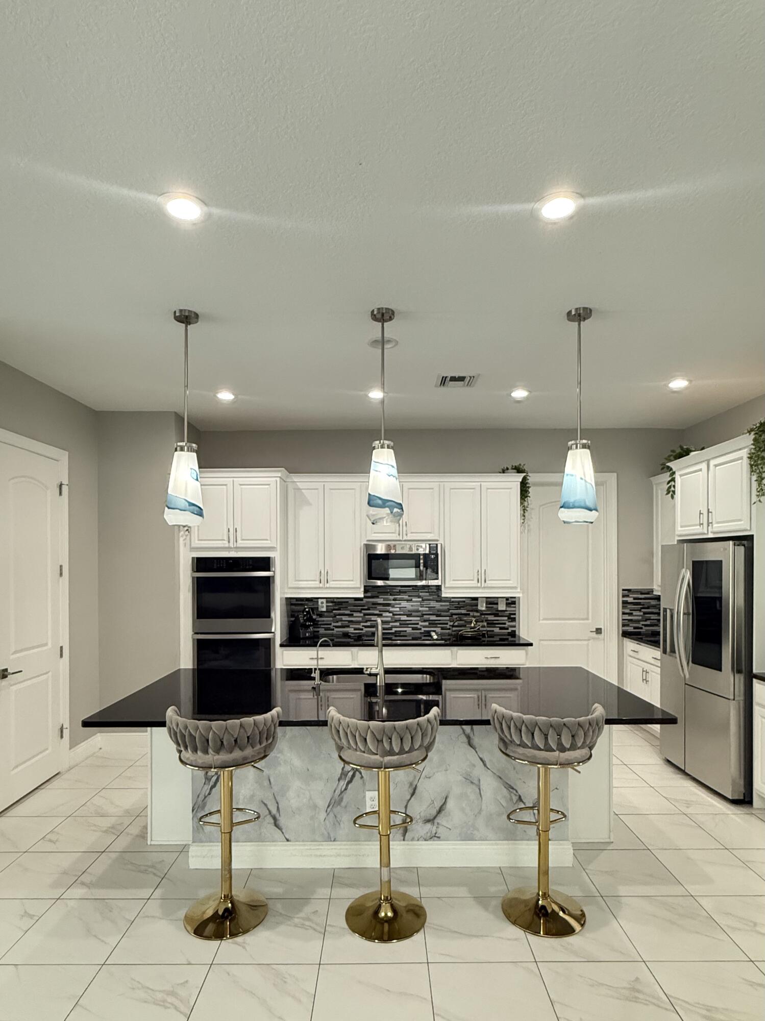 MLS #RX-11143599 image #4