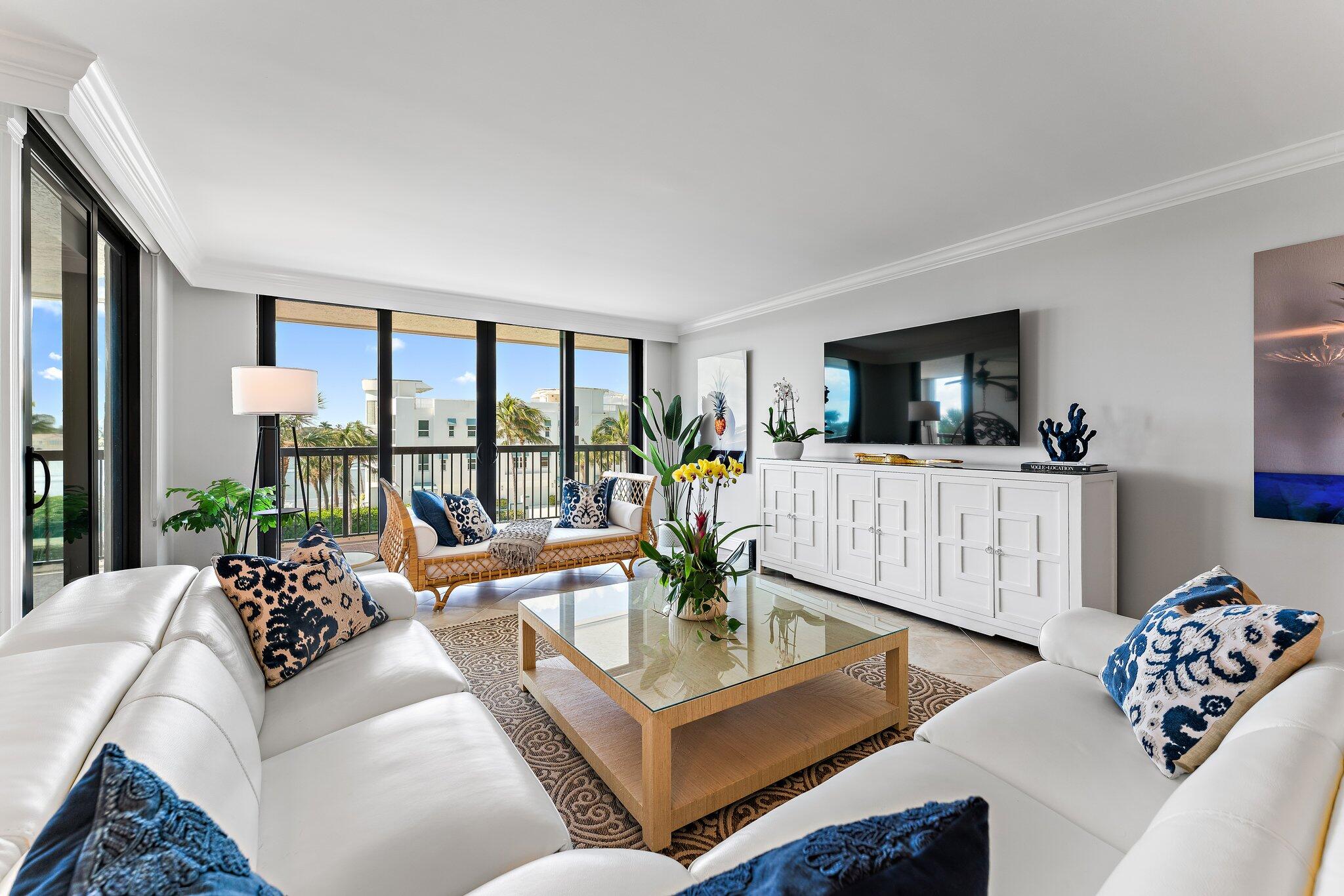 MLS #RX-10944040 image #10