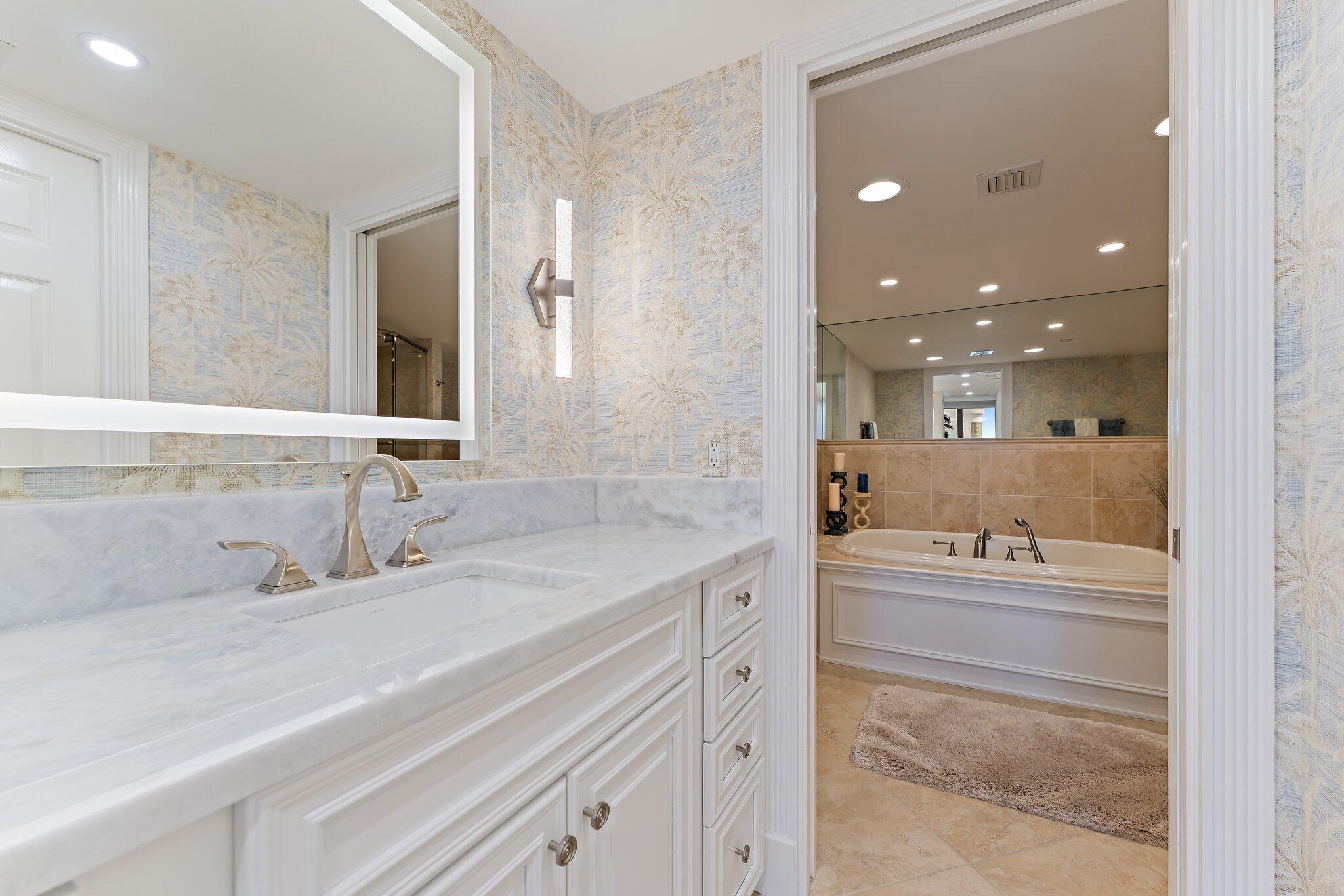 MLS #RX-10944040 image #32