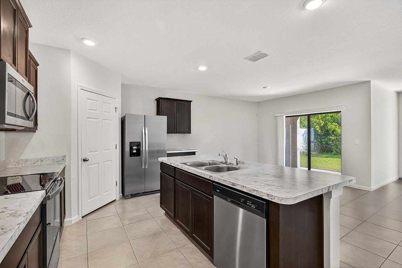 MLS #RX-11143805 image #4