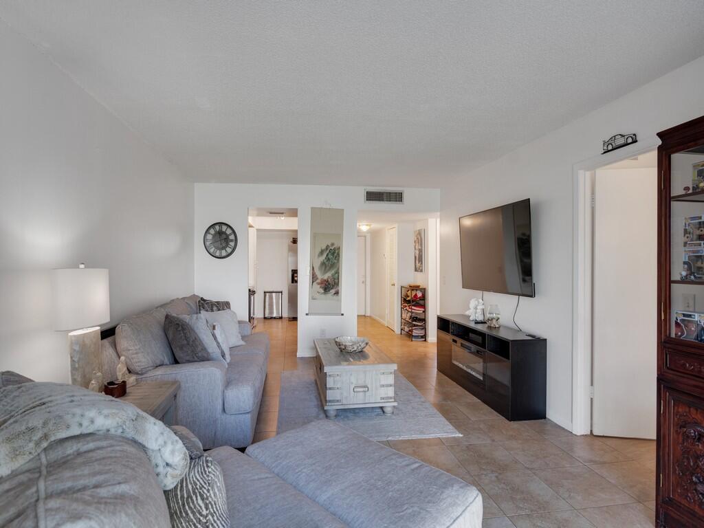 MLS #RX-11143822 image #11