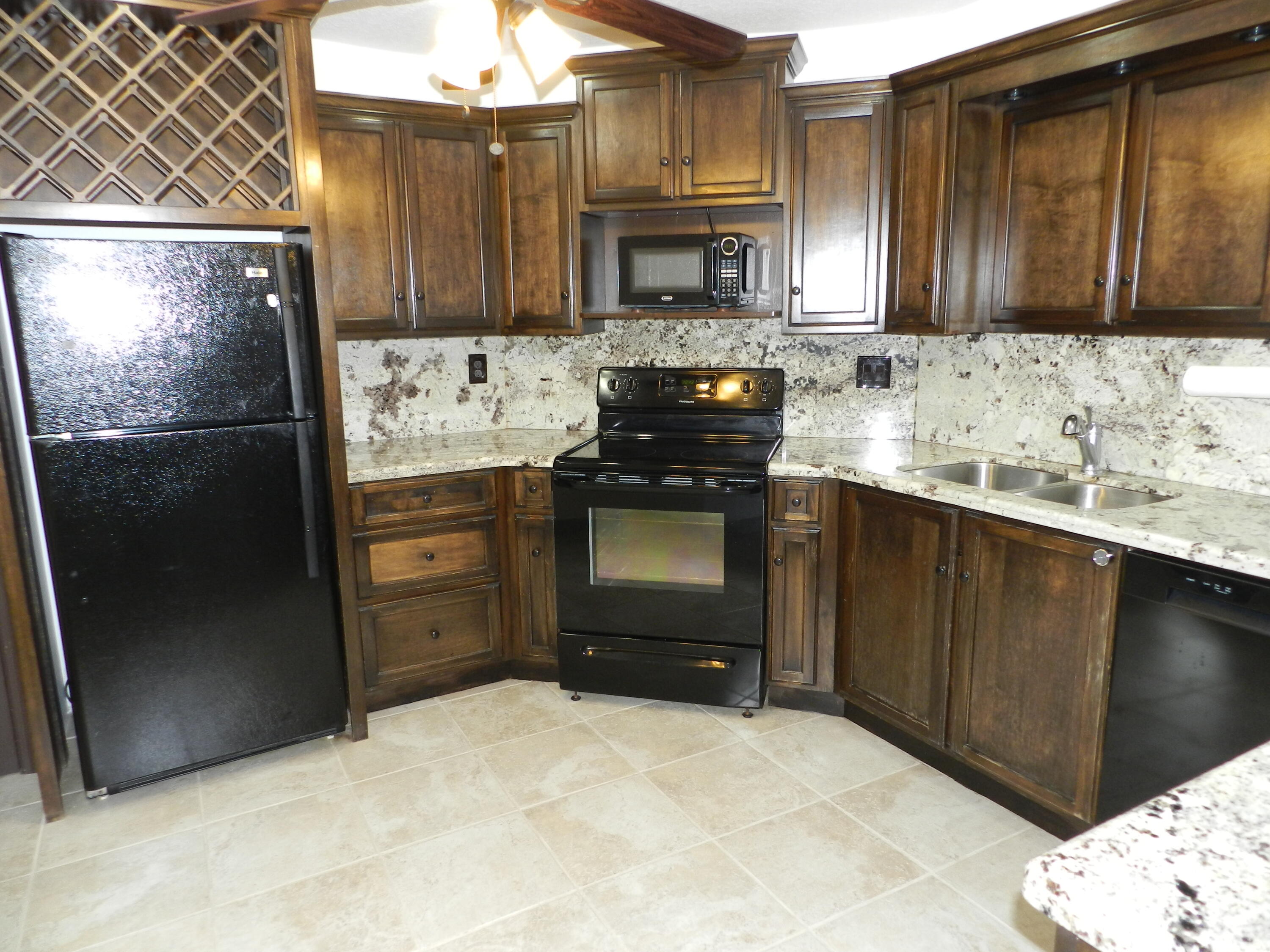 MLS #RX-11143843 image #2