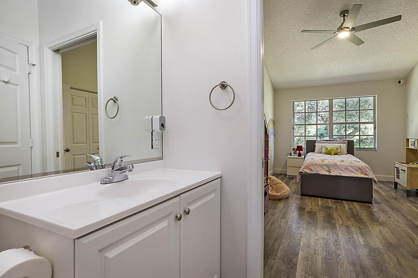 MLS #RX-11060992 image #25