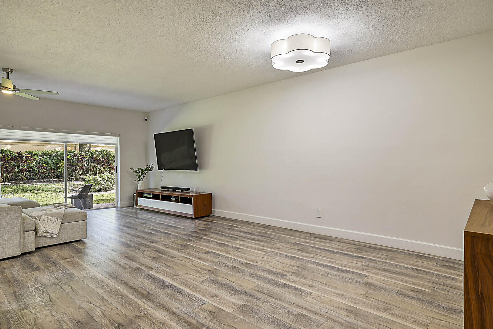 MLS #RX-11060992 image #6