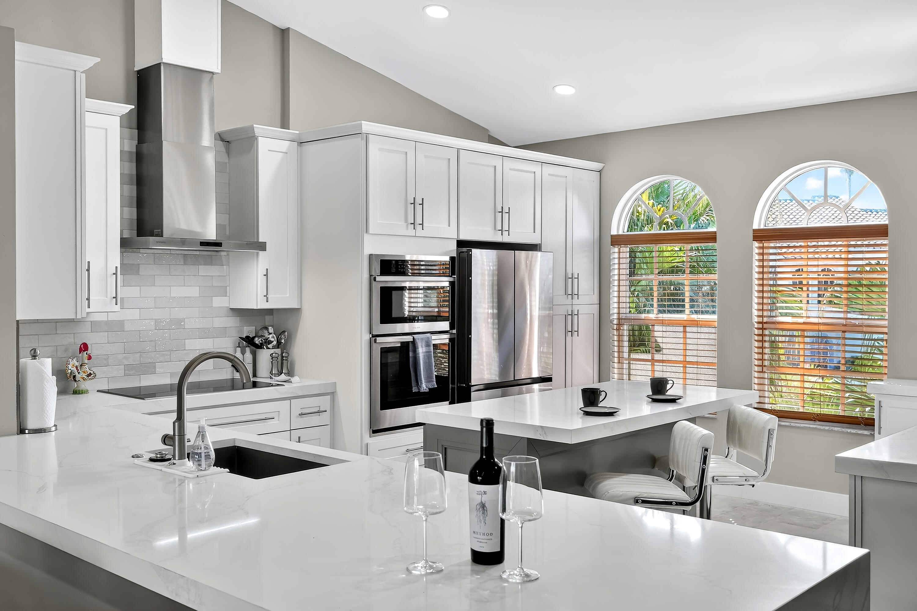 MLS #RX-11143885 image #1