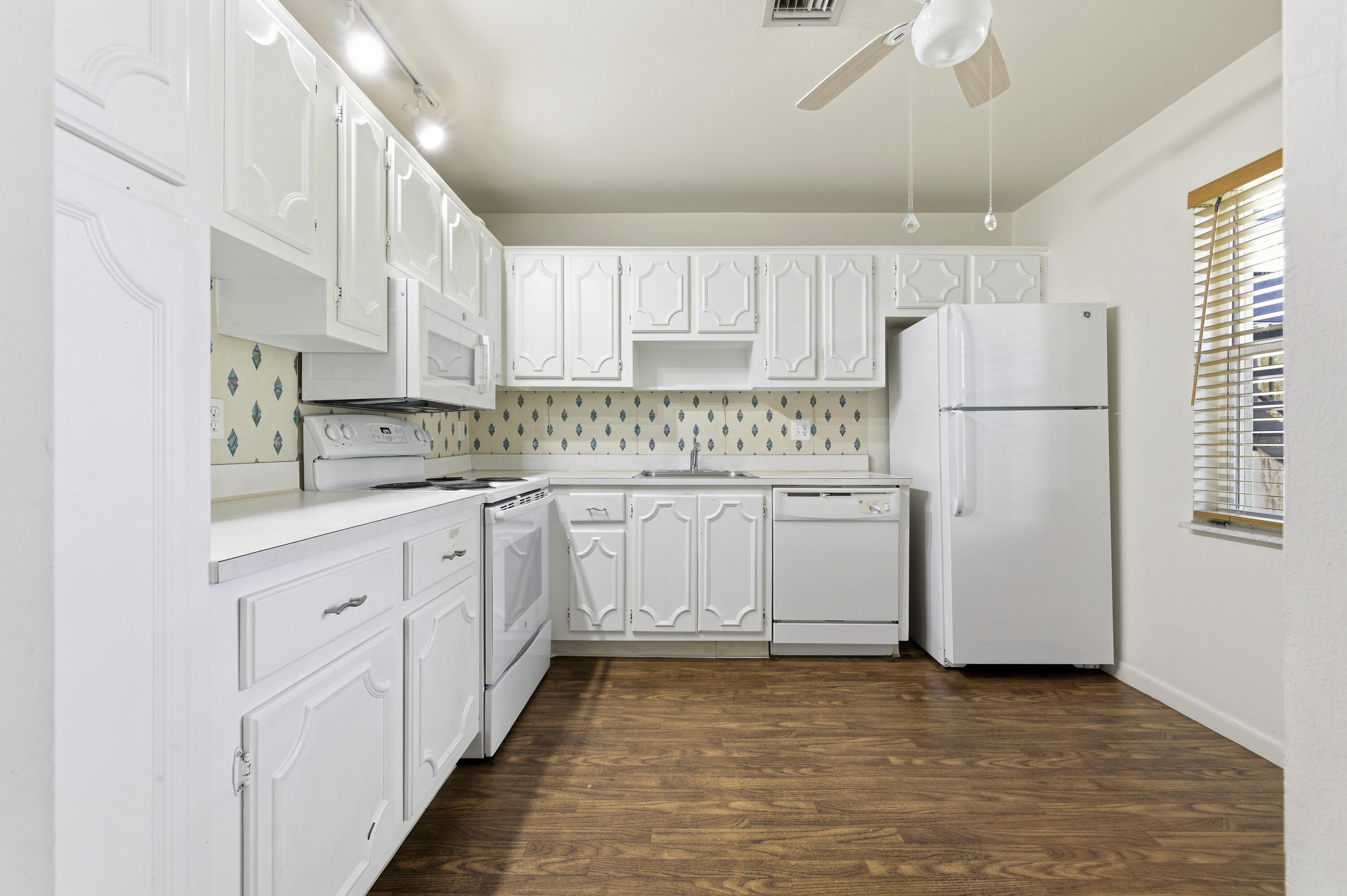 MLS #RX-11144052 image #3