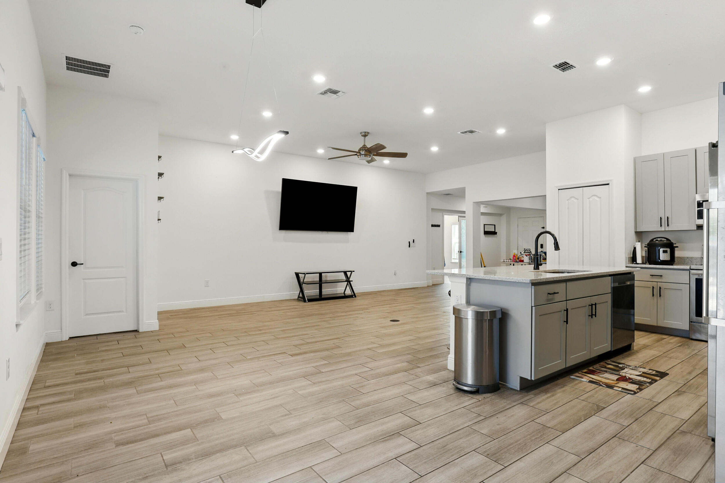 MLS #RX-11076709 image #6