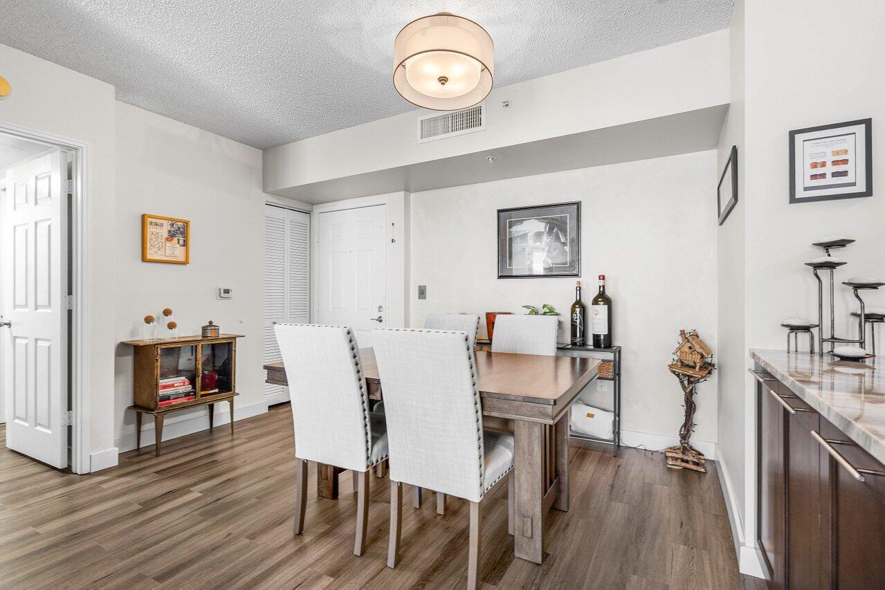 MLS #RX-11144295 image #1