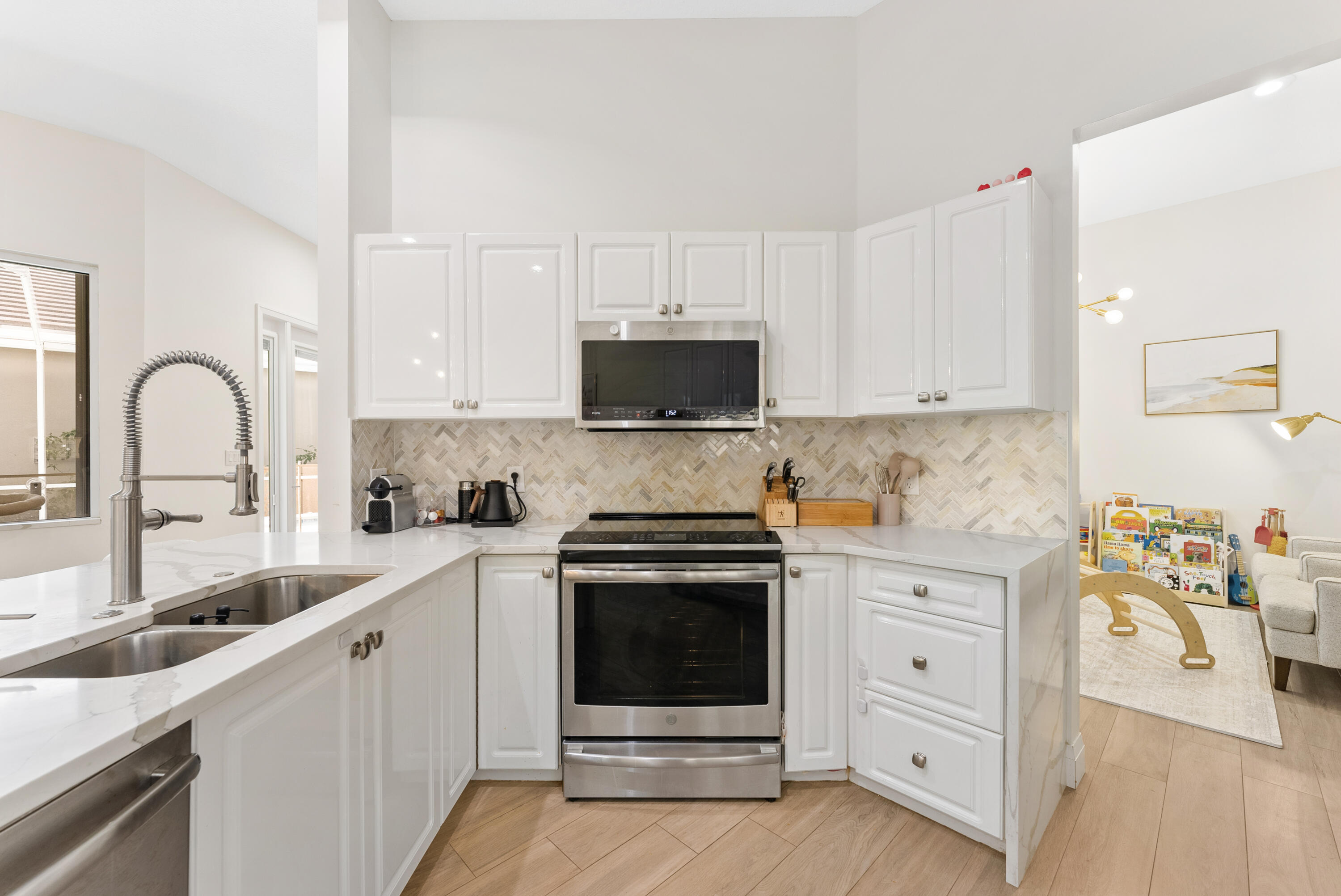 MLS #RX-11144351 image #6