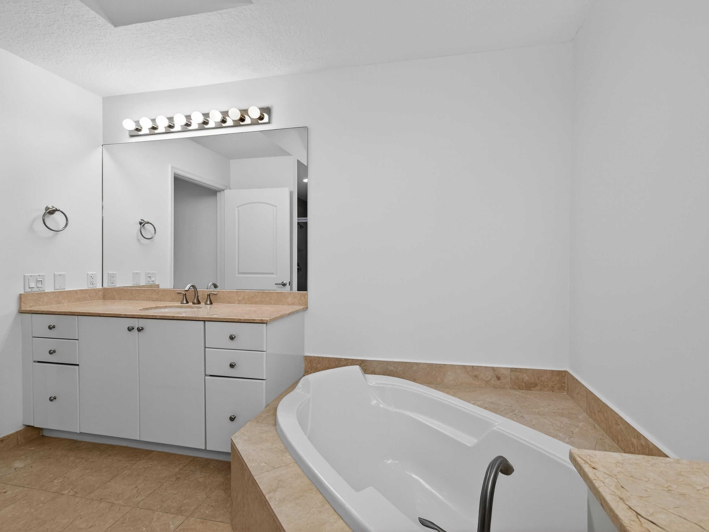 MLS #RX-11144580 image #23