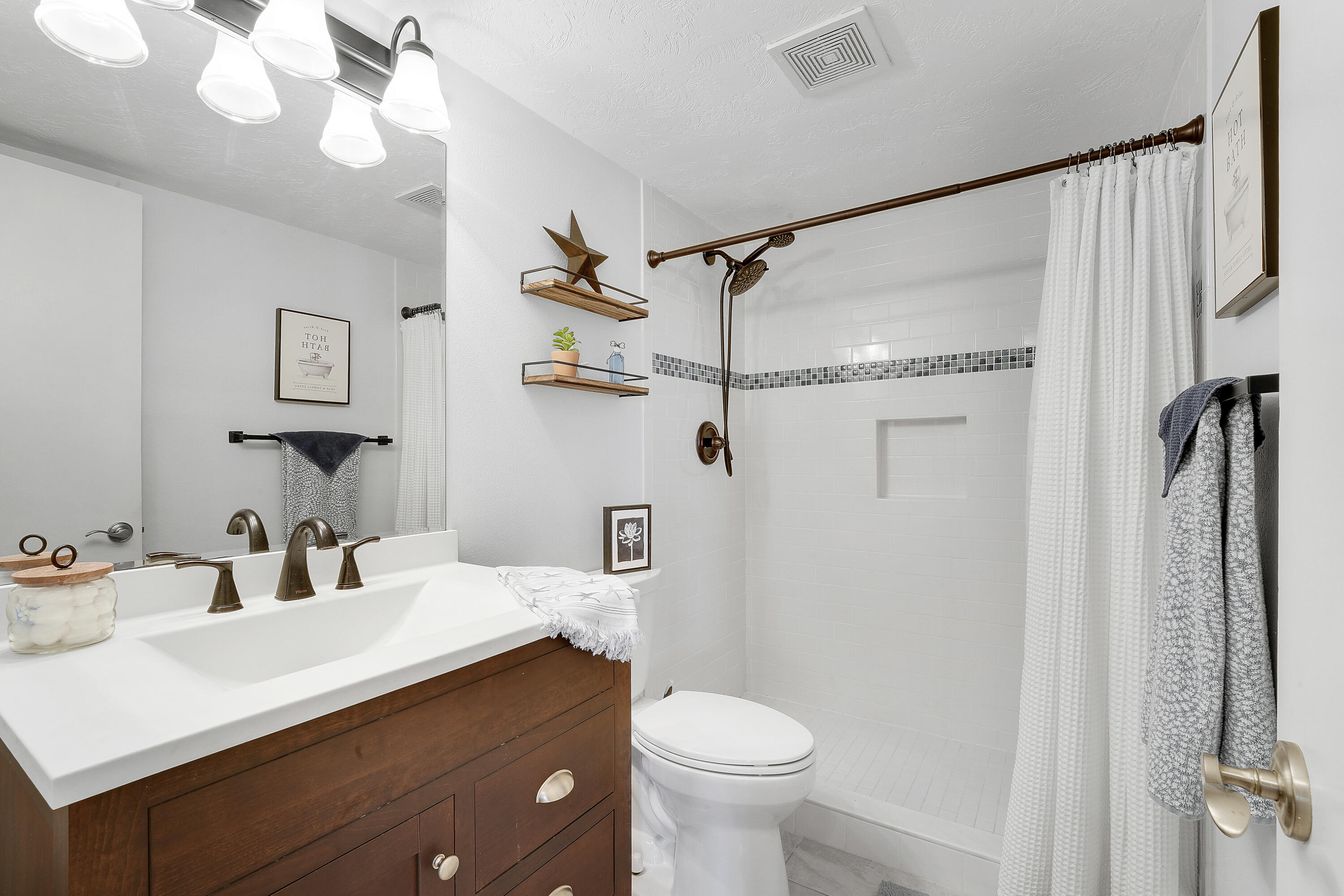 MLS #RX-10941045 image #17