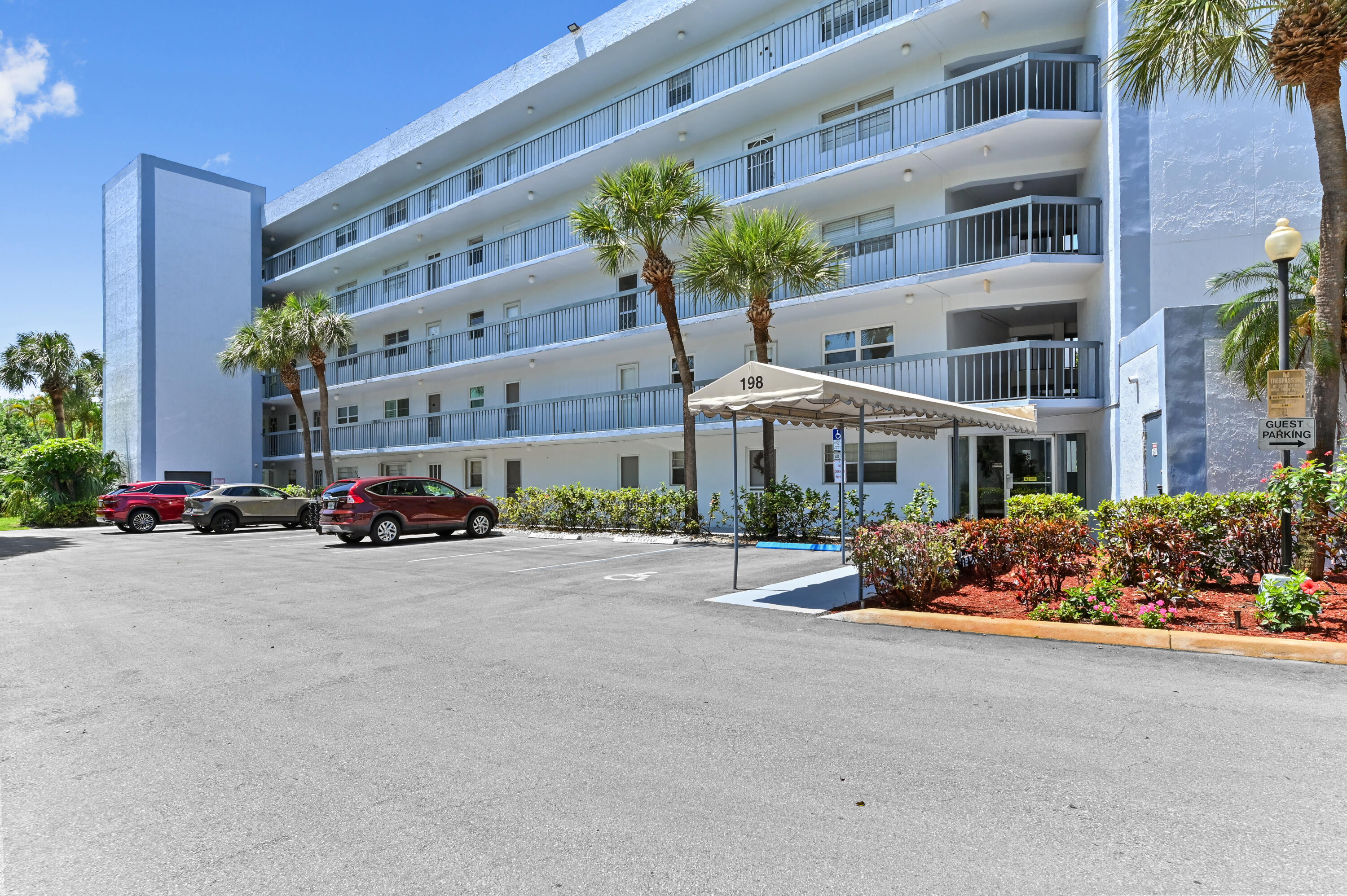 MLS #RX-10998741 image #1