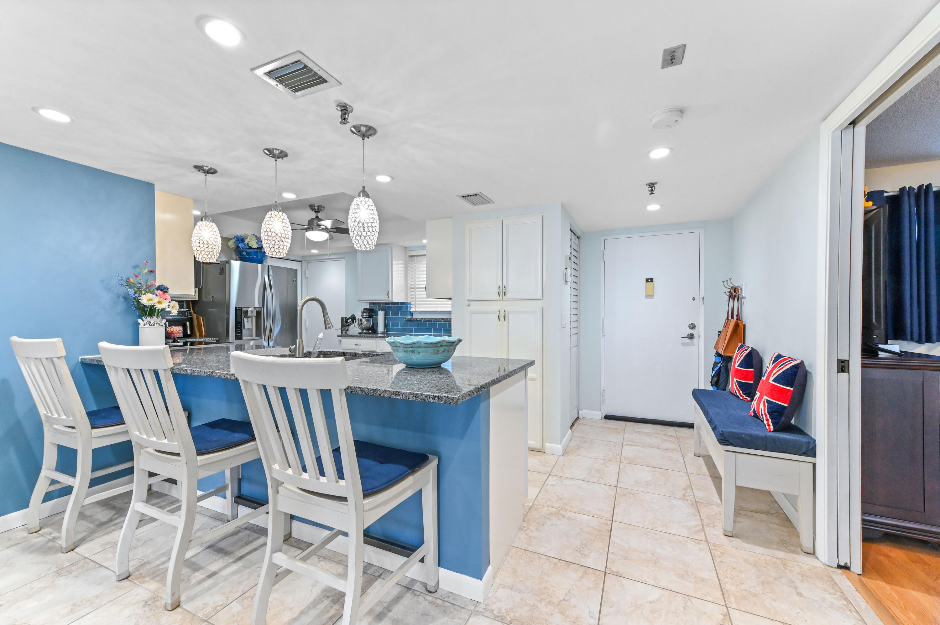 MLS #RX-10998741 image #10