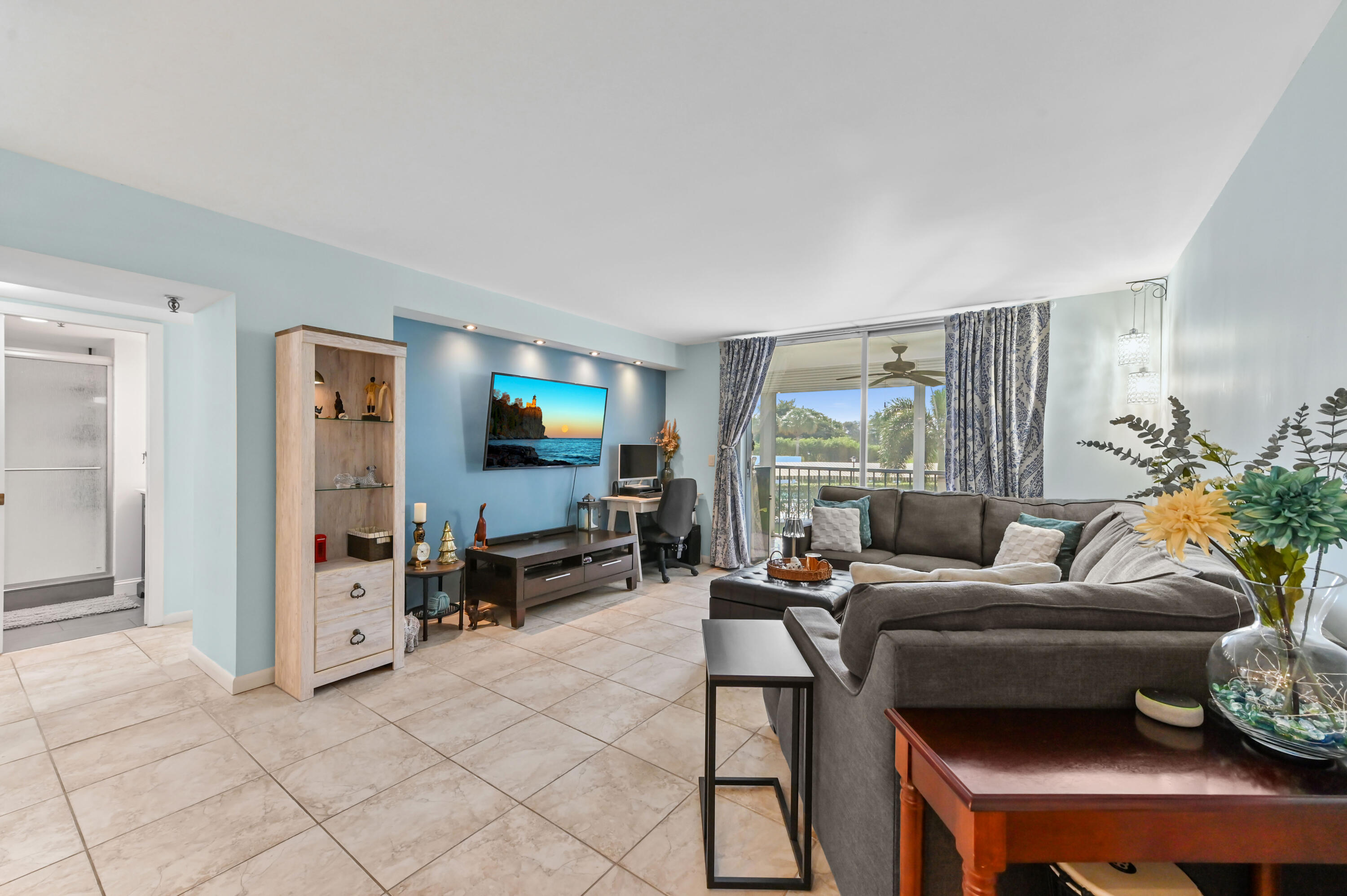 MLS #RX-10998741 image #16