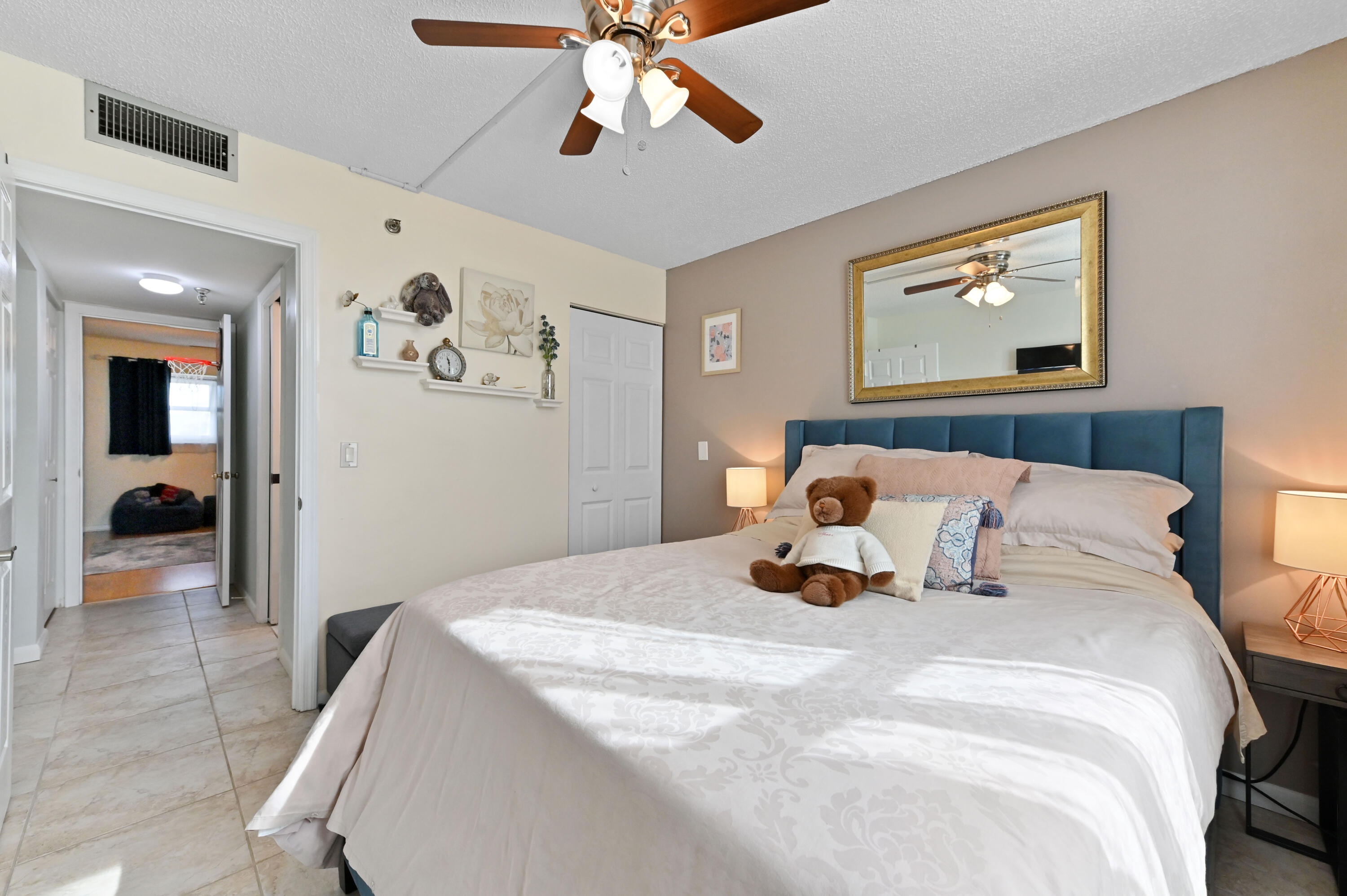 MLS #RX-10998741 image #24