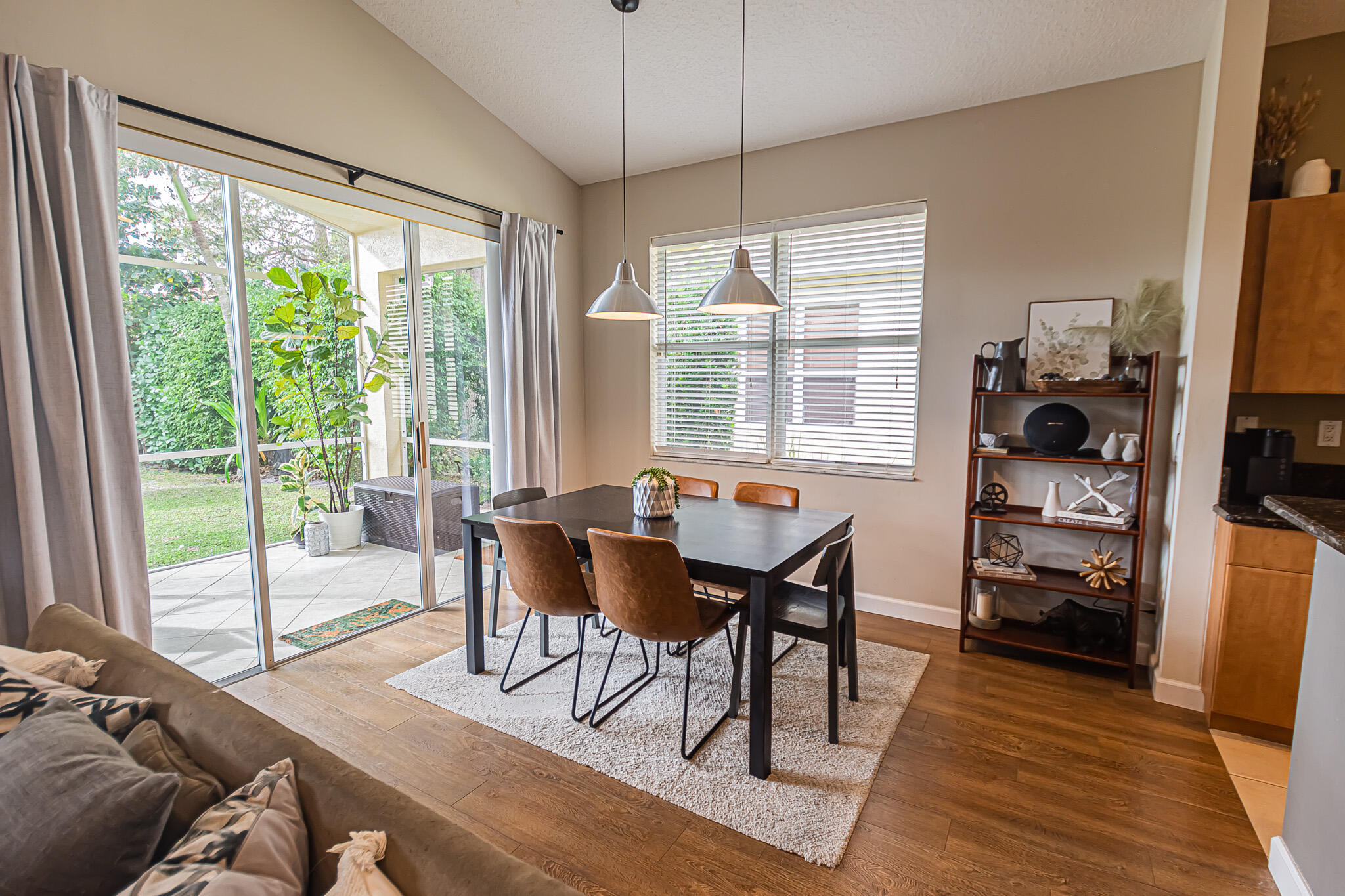 MLS #RX-11145005 image #2