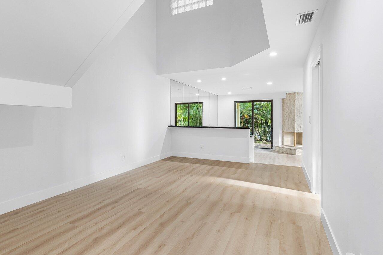 MLS #RX-11145065 image #4