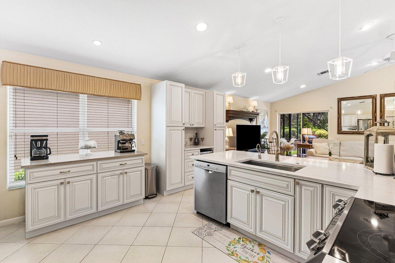 MLS #RX-11145305 image #8