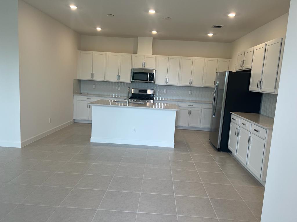 MLS #RX-11145590 image #2