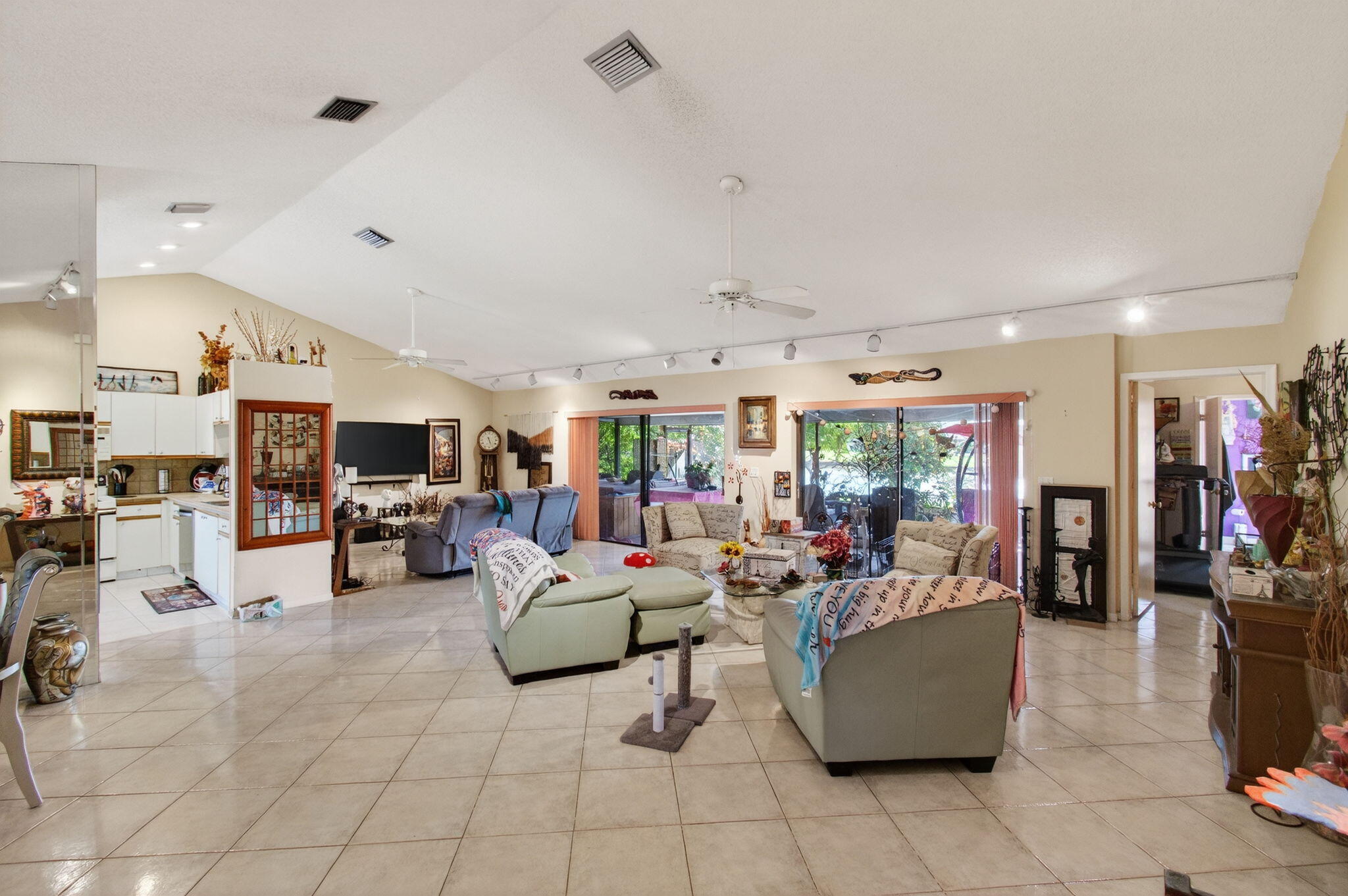 MLS #RX-11145607 image #3