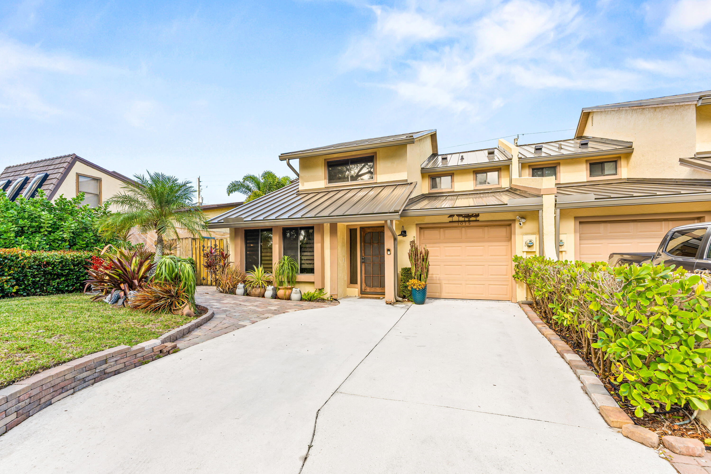 MLS #RX-11145670 image #1