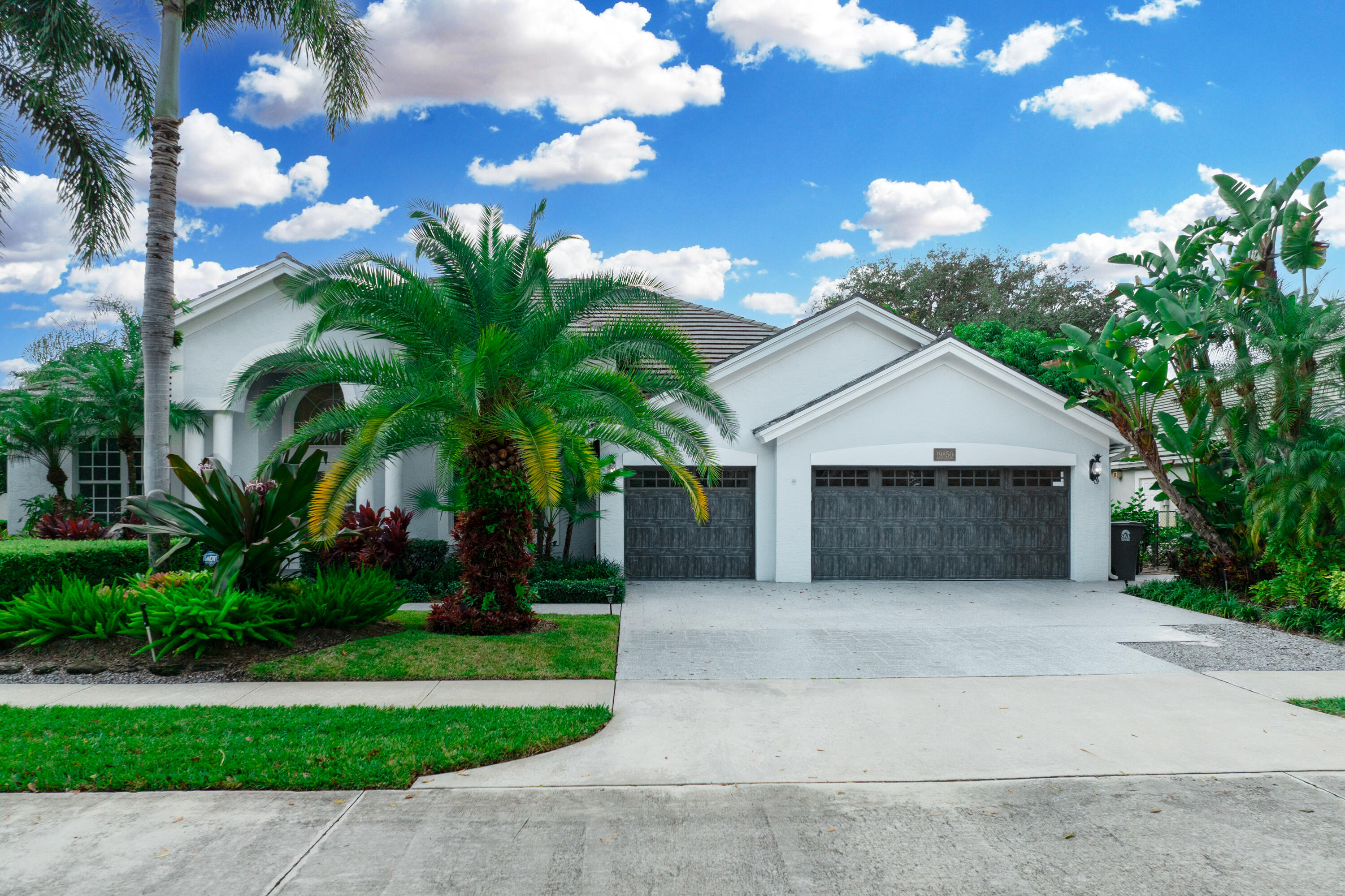 MLS #RX-11145916 image #1