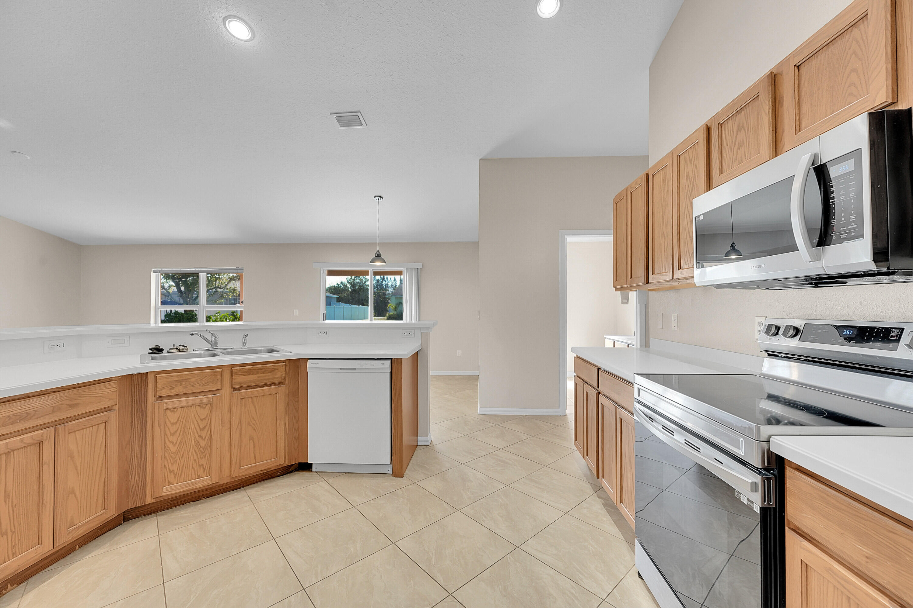 MLS #RX-11146004 image #6