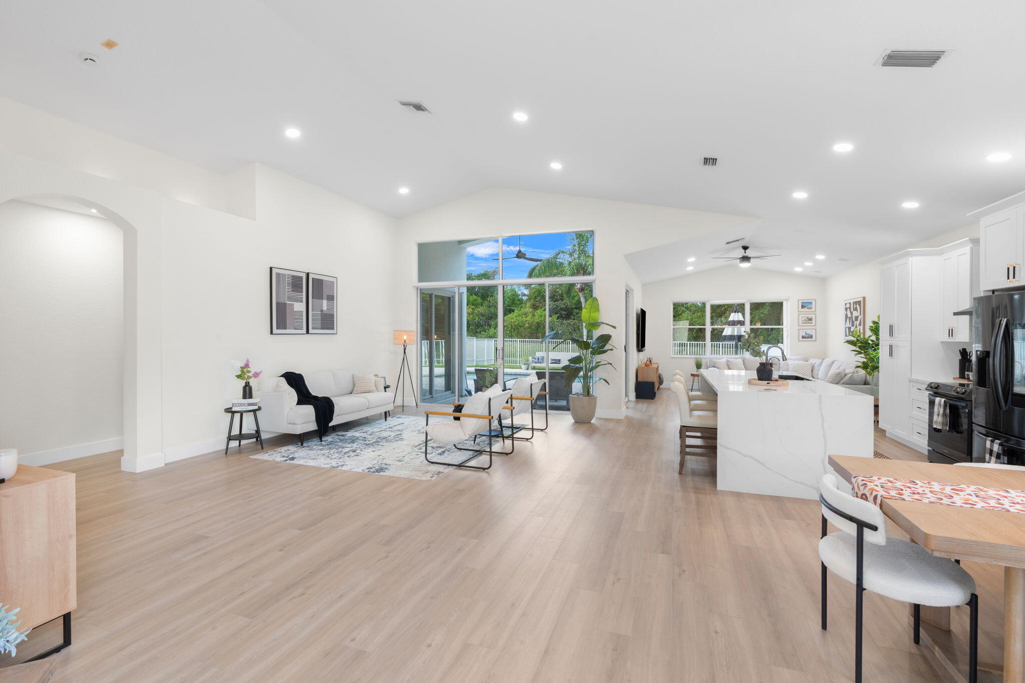 MLS #RX-11146083 image #8