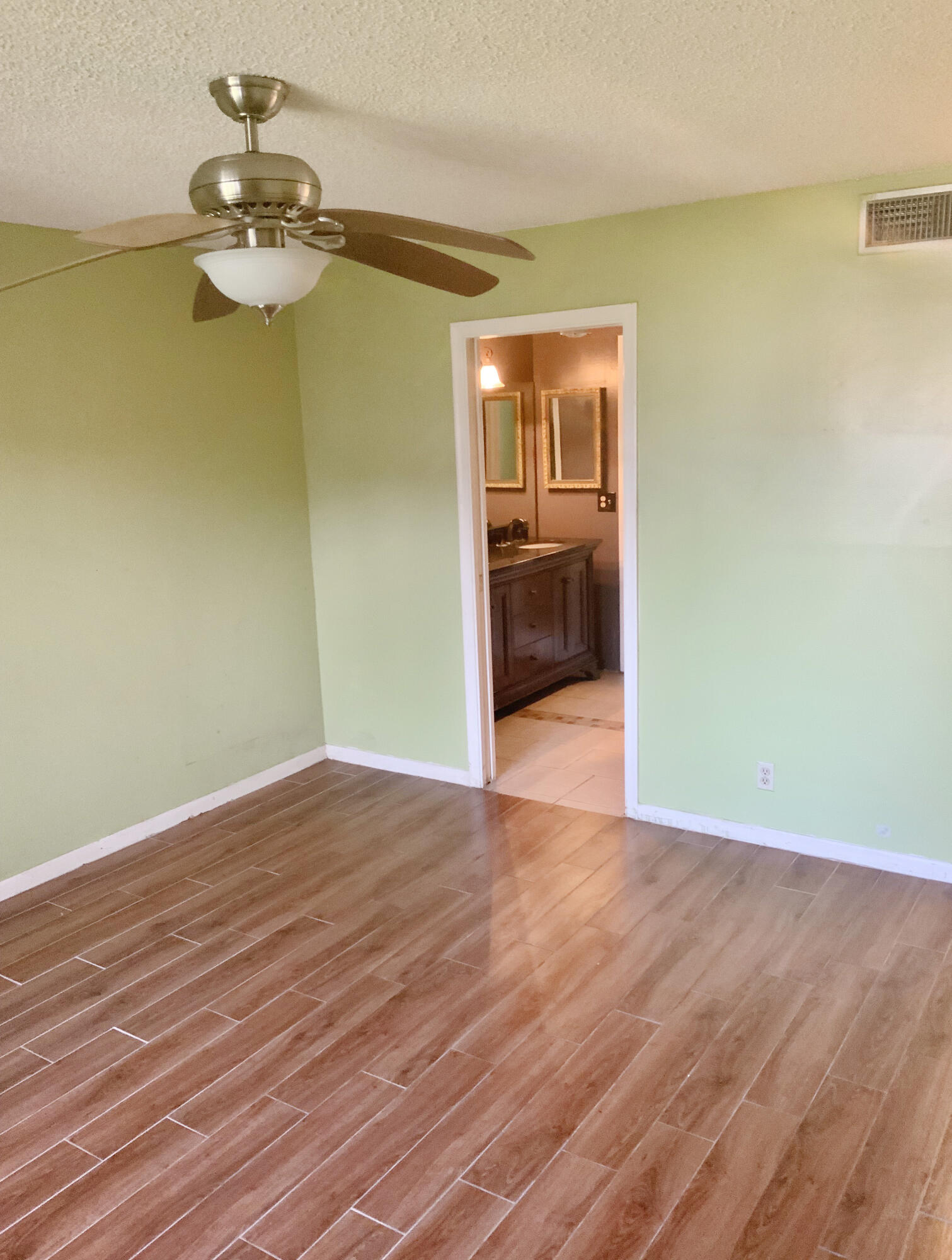 MLS #RX-11146180 image #11