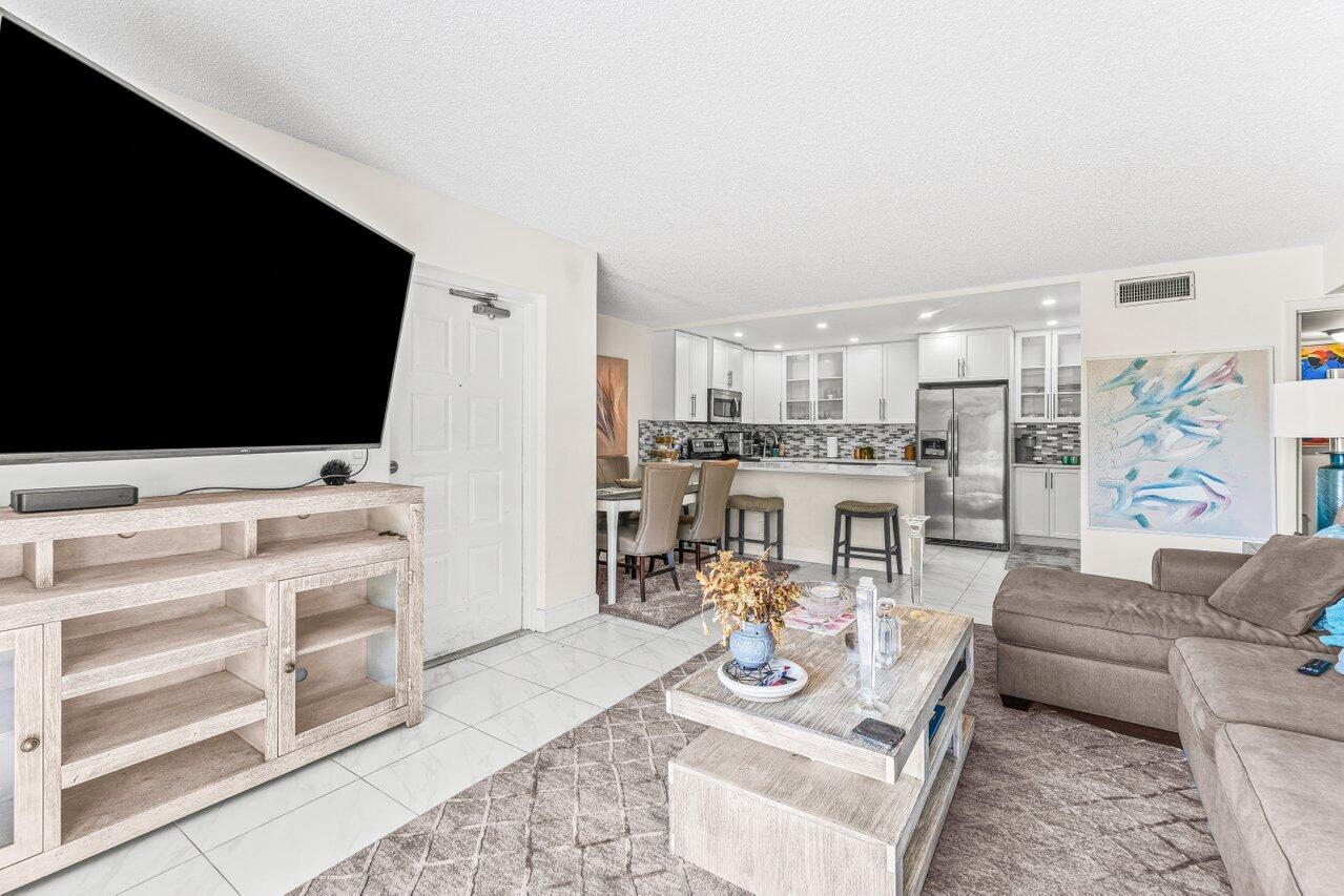 MLS #RX-11146196 image #3