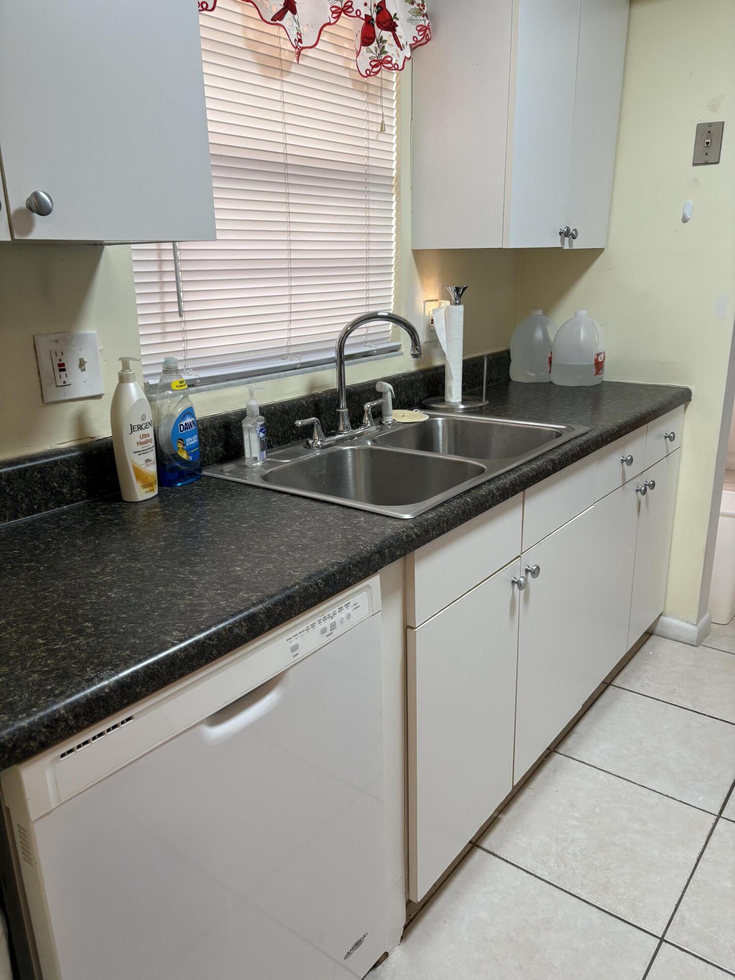 MLS #RX-11146219 image #1